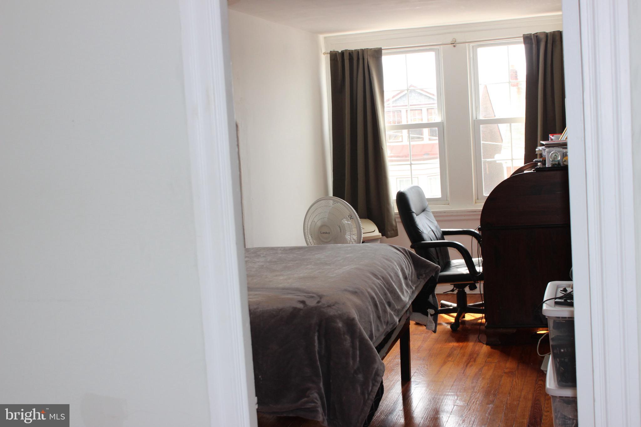 MANAYUNK - Residential Lease