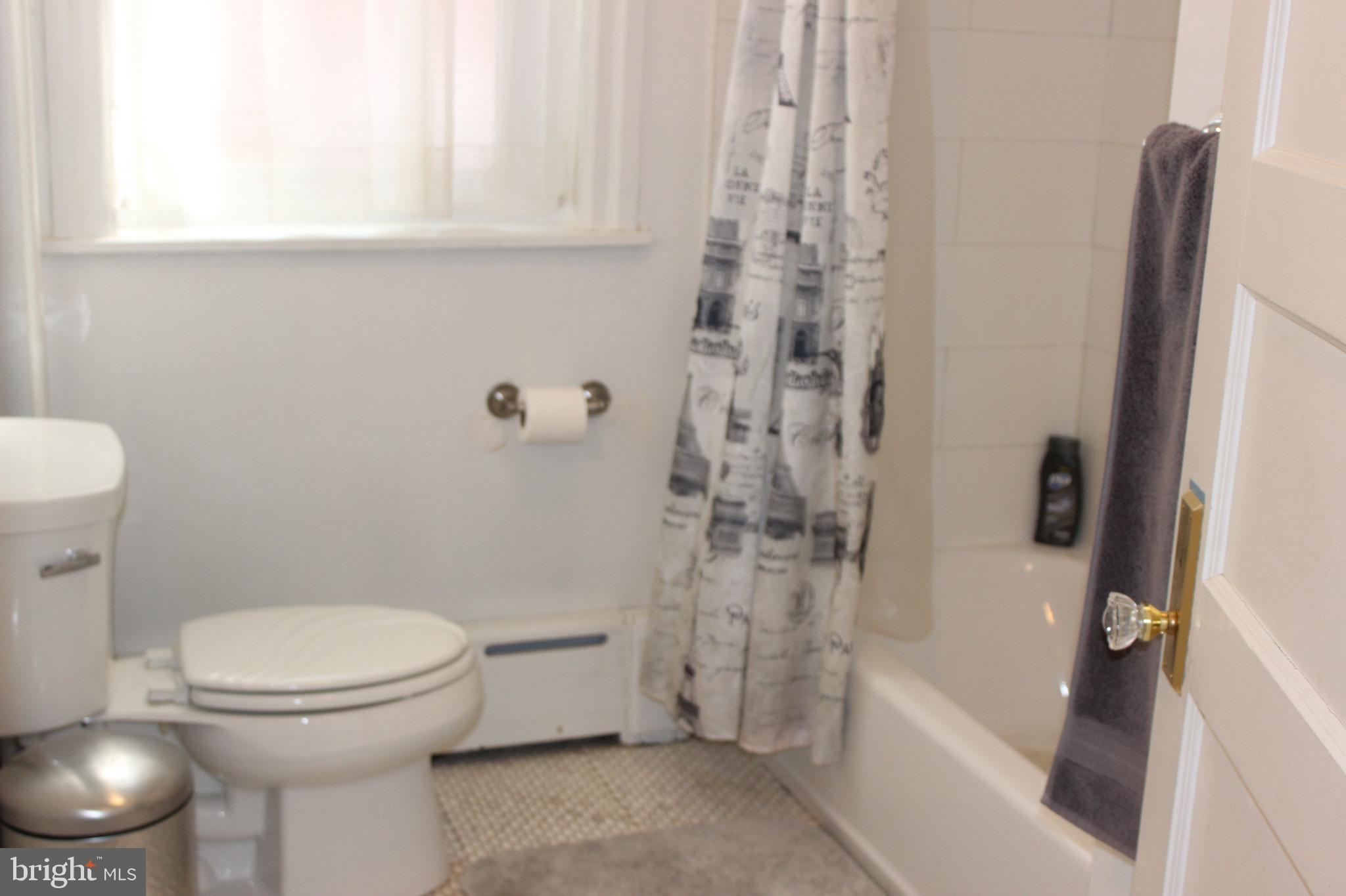 MANAYUNK - Residential Lease