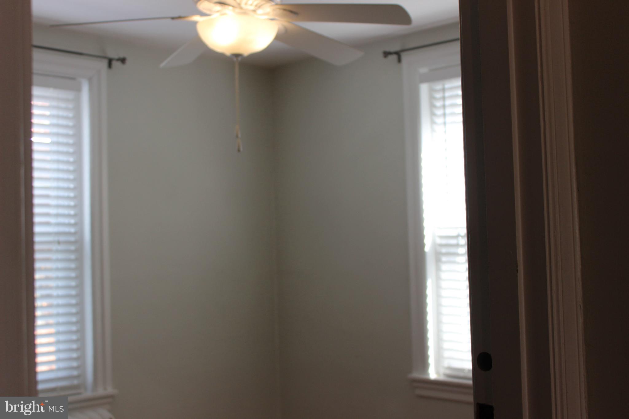 MANAYUNK - Residential Lease