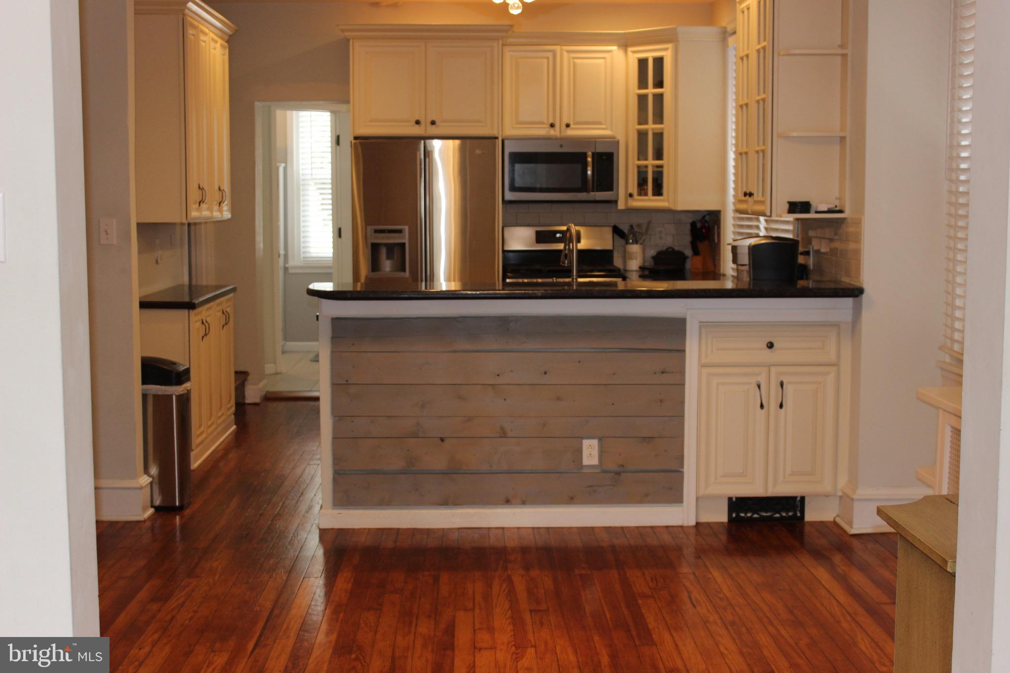 MANAYUNK - Residential Lease