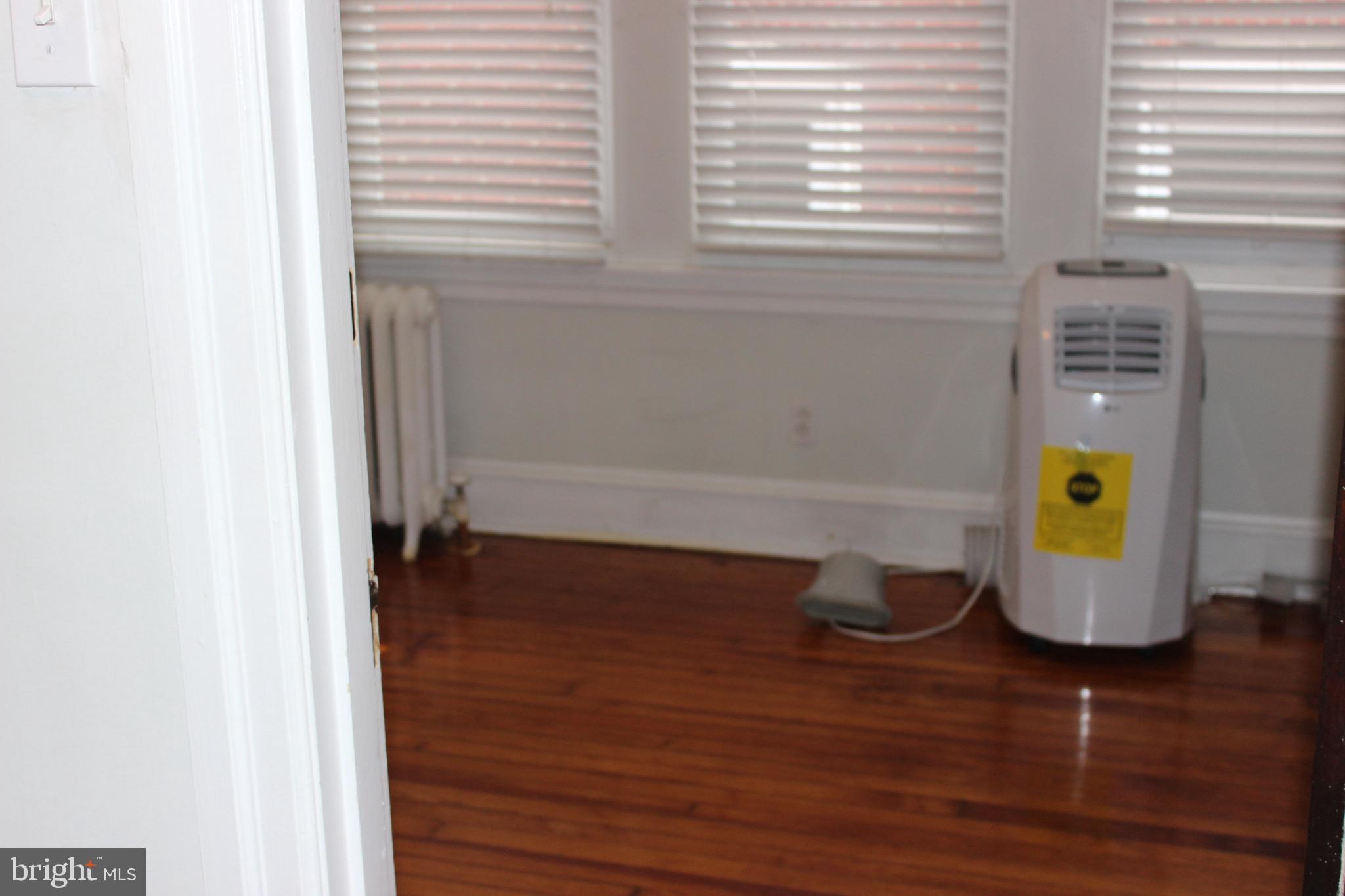 MANAYUNK - Residential Lease
