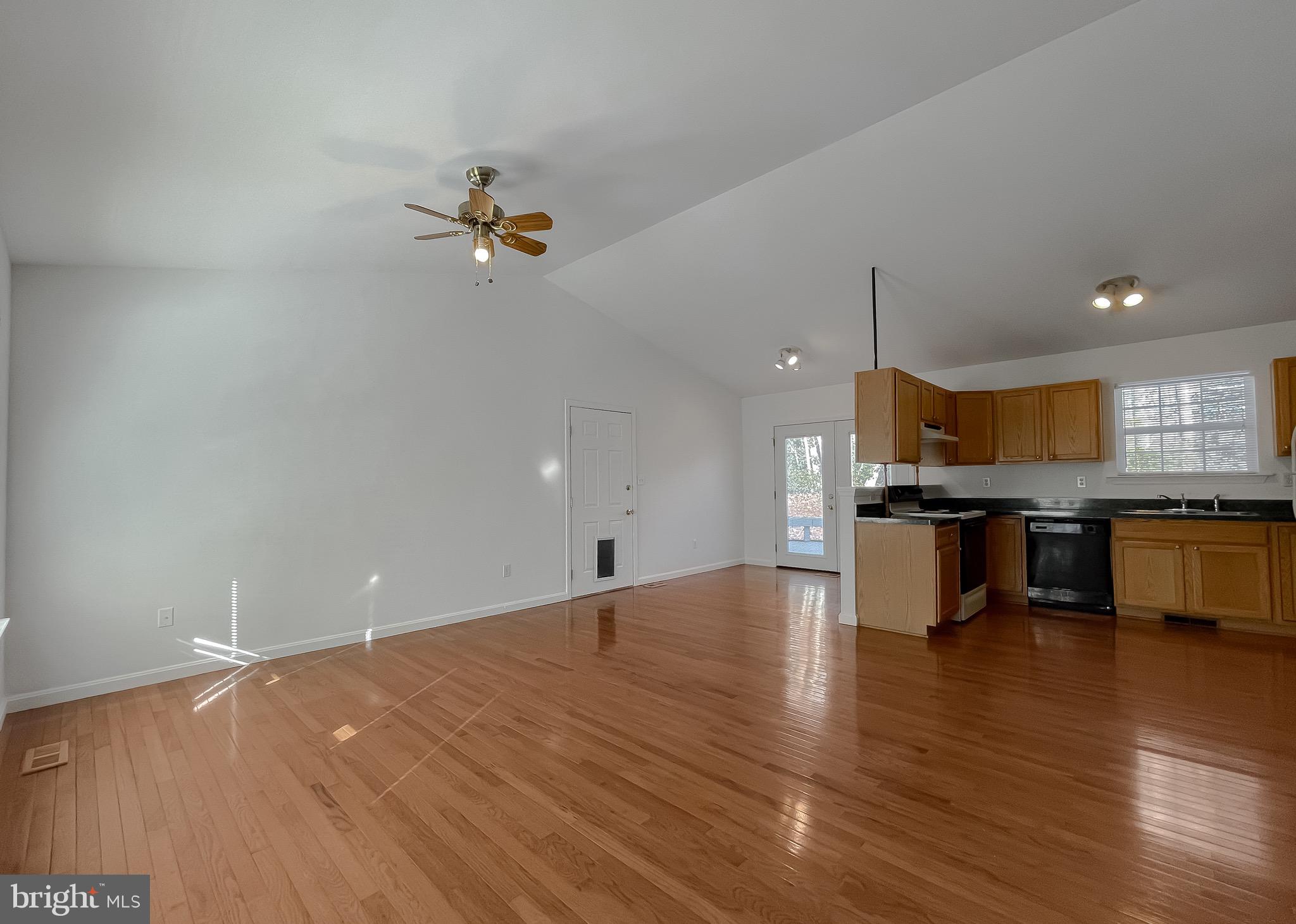 CHESAPEAKE HEIGHTS - Residential