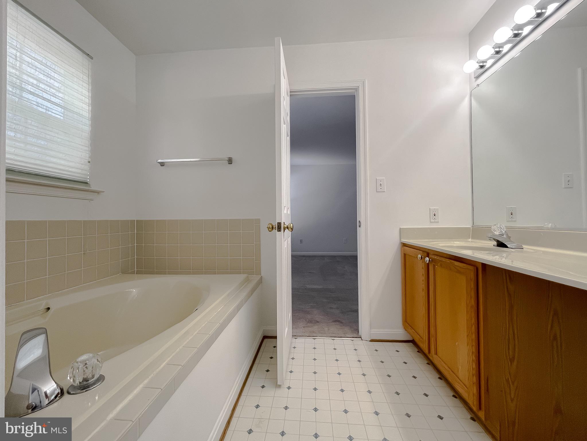 CHESAPEAKE HEIGHTS - Residential