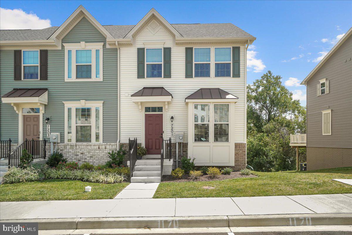 LAKE LINGANORE - Residential