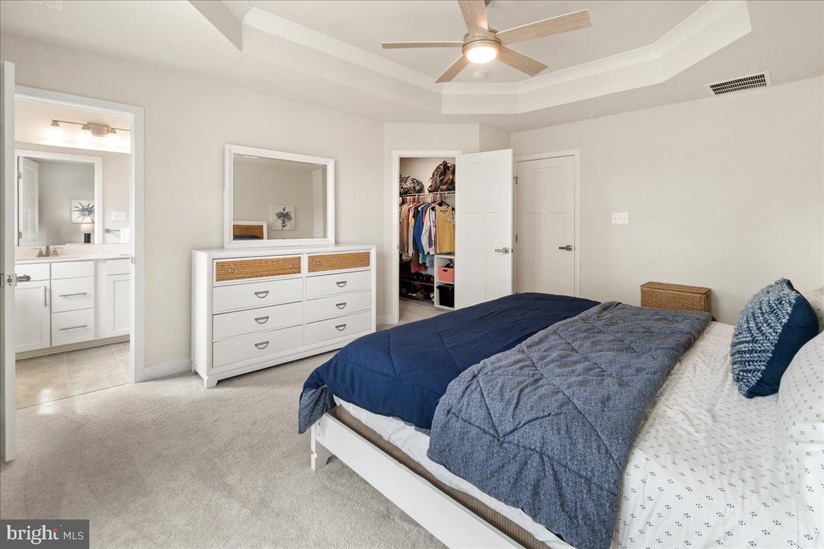 LAKE LINGANORE - Residential