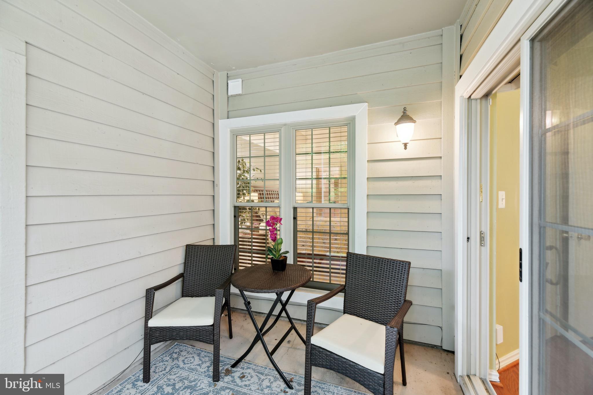 PENDERBROOK SQUARE CONDOMINIUMS - Residential