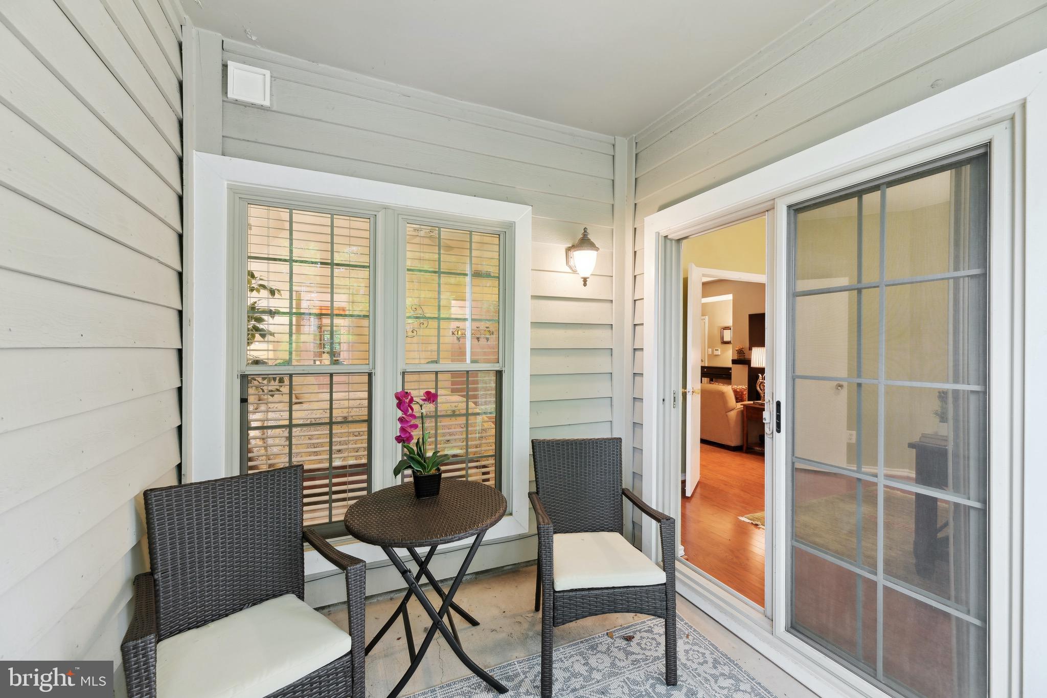 PENDERBROOK SQUARE CONDOMINIUMS - Residential