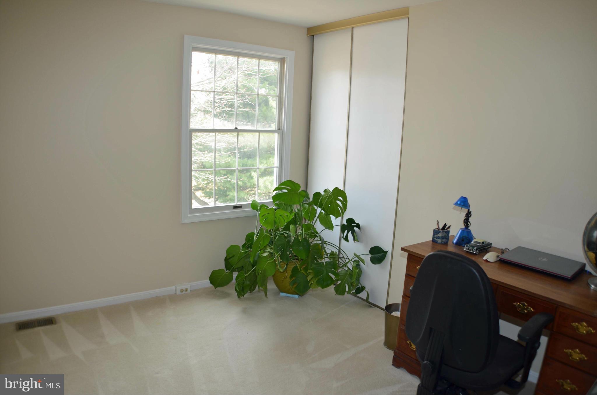 FOX MILL ESTATES - Residential