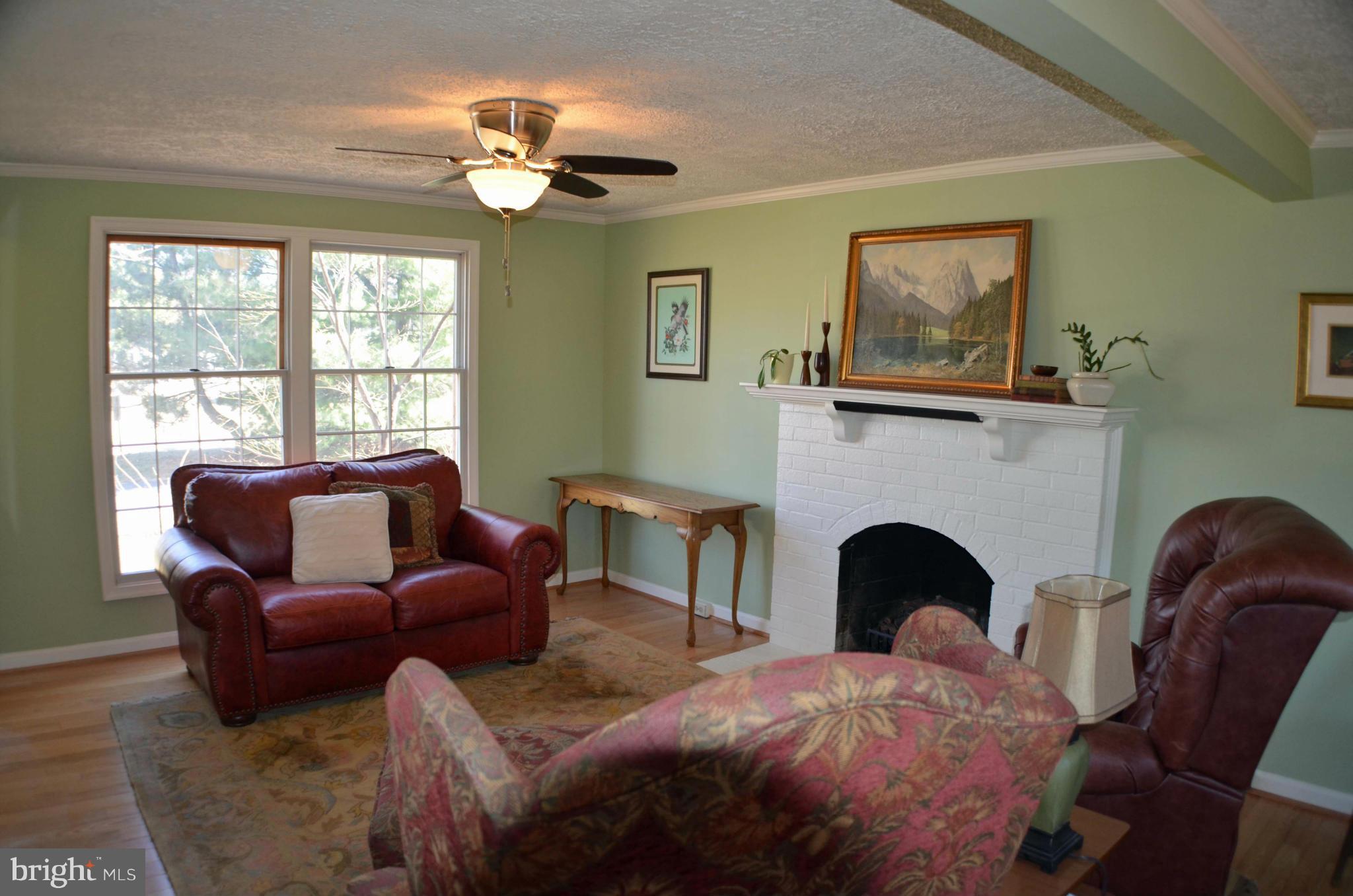 FOX MILL ESTATES - Residential