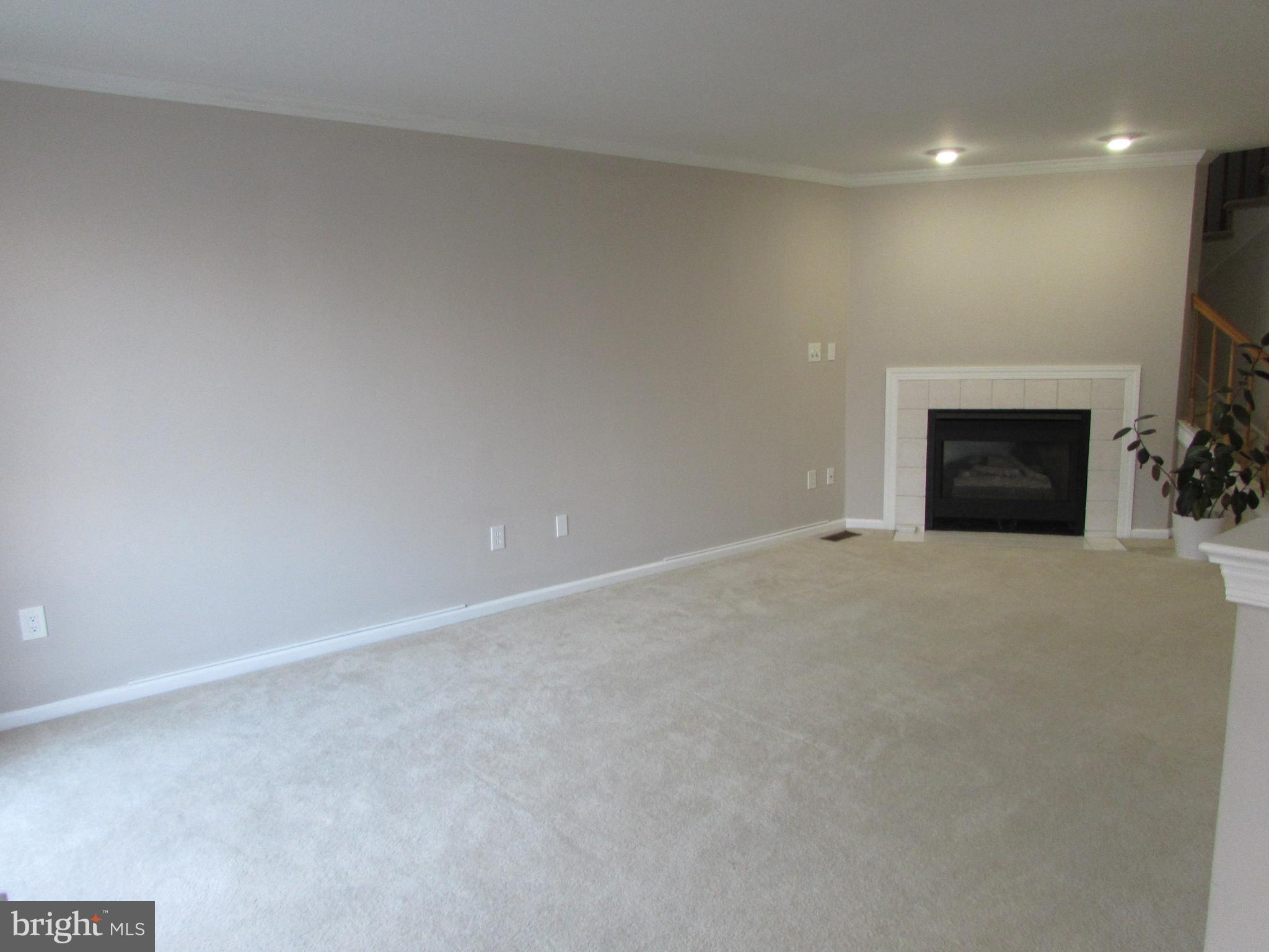 MAKEFIELD GLEN - Residential Lease