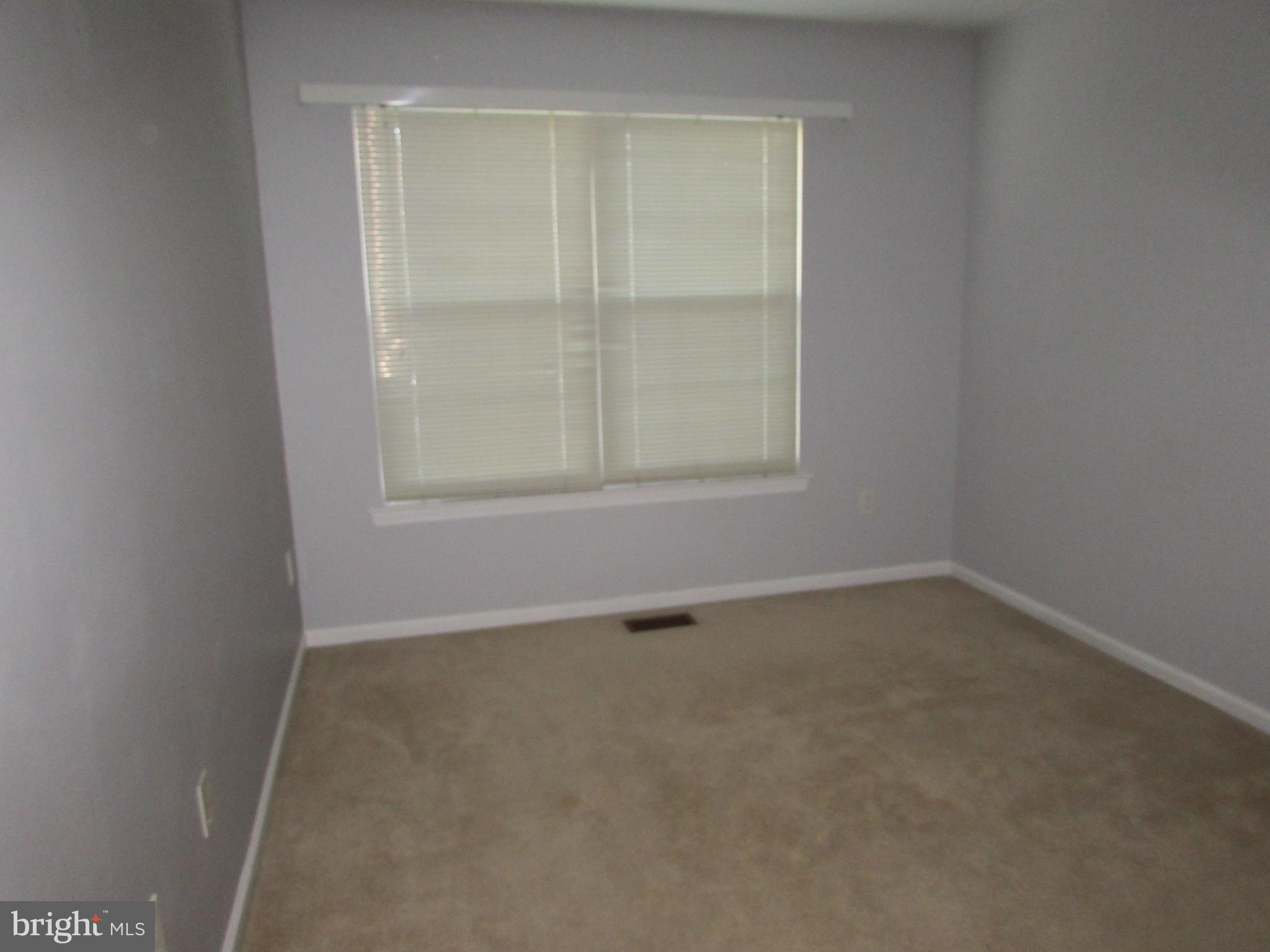 MAKEFIELD GLEN - Residential Lease