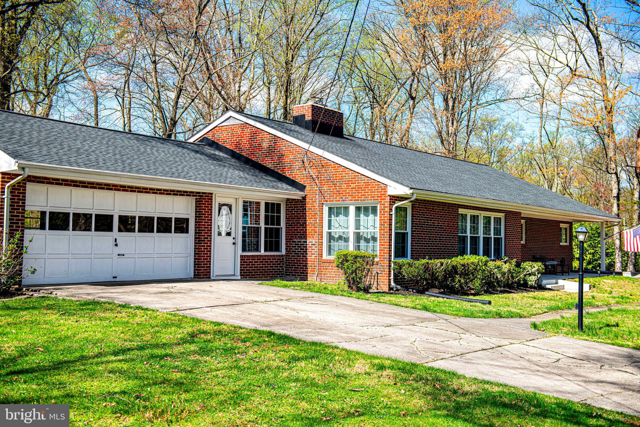 28 BANGERT AVENUE