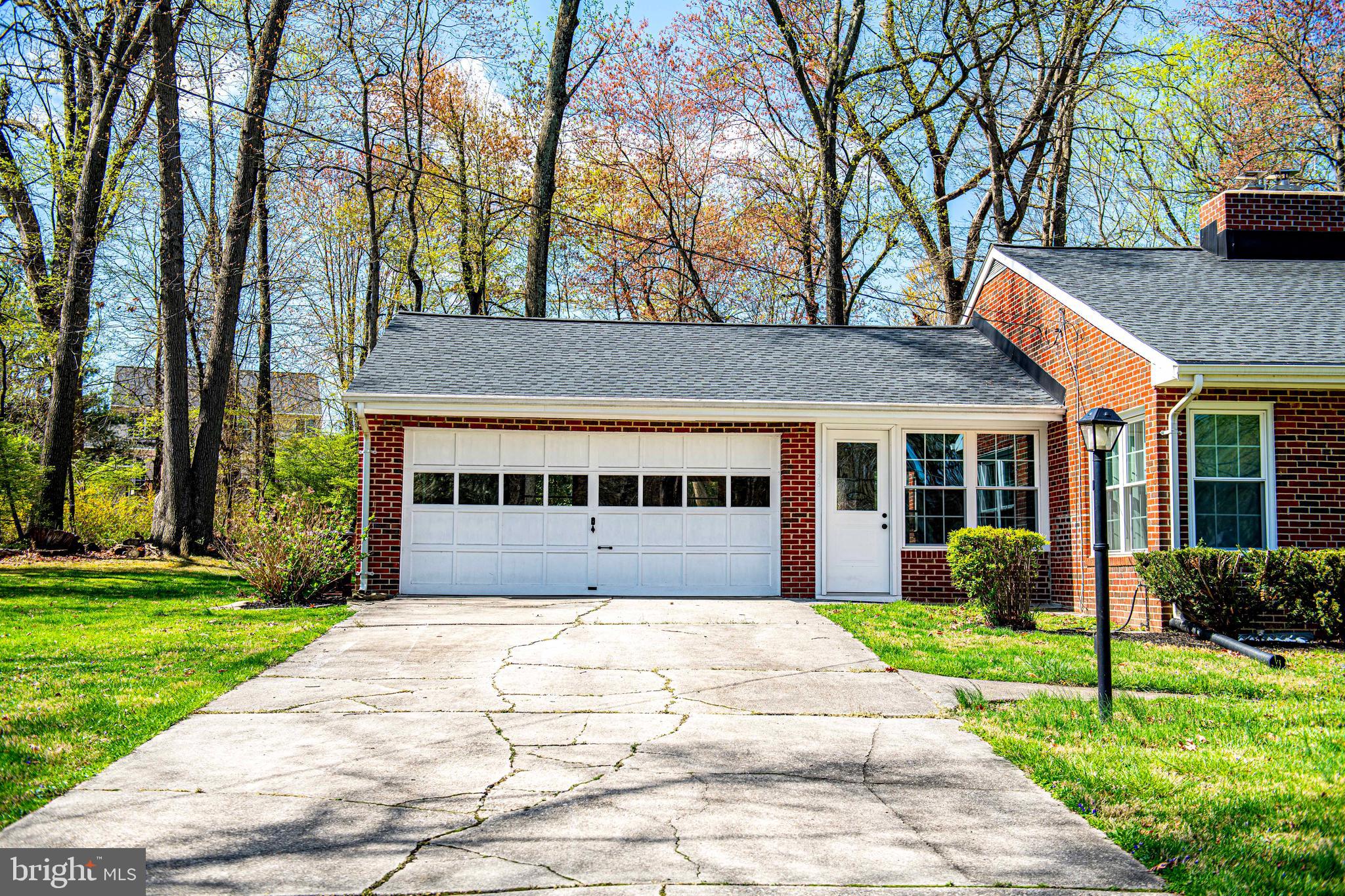 28 BANGERT AVENUE