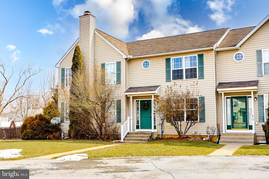 This is the one! Welcome home to this well-maintained, move-in ready 3 bed, 2.5 bath townhome nestled on a quiet and picturesque cul-de-sac. Through the front door, you'll be invited into the bright and airy living room, where you'll notice all the space for relaxing and entertaining with family & friends. Also, features a beautiful large window and ample closets for storage. Showcase your cooking skills in the large eat-in kitchen offering plenty of cabinet space, natural light, a breakfast nook, a butcher block rolling island & a pantry for added convenience. Off the kitchen, there are sliding glass doors to a deck with a great view of the yard. Moving towards the second floor you can retreat to the owner's suite which feels modern and spacious. It's flowing with an abundance of natural light. Feel free to relax & unwind in your en-suite bath. There are 2 more generously sized bedrooms and a full bath in the hallway. Wait! There’s still more. The unfinished basement & laundry area are huge and fully equipped to handle all your storage needs & could easily be finished for additional living space. You will not be disappointed at the beautifully functional layout of this home. Commuters will appreciate easy access to 22, 78, and all major routes. Great location to malls, airport, shopping & restaurants. Don’t miss the chance to see this gem—schedule a tour today before it’s gone. Ask how to receive a $1,000 lender credit towards closing costs or lowering your interest rate!