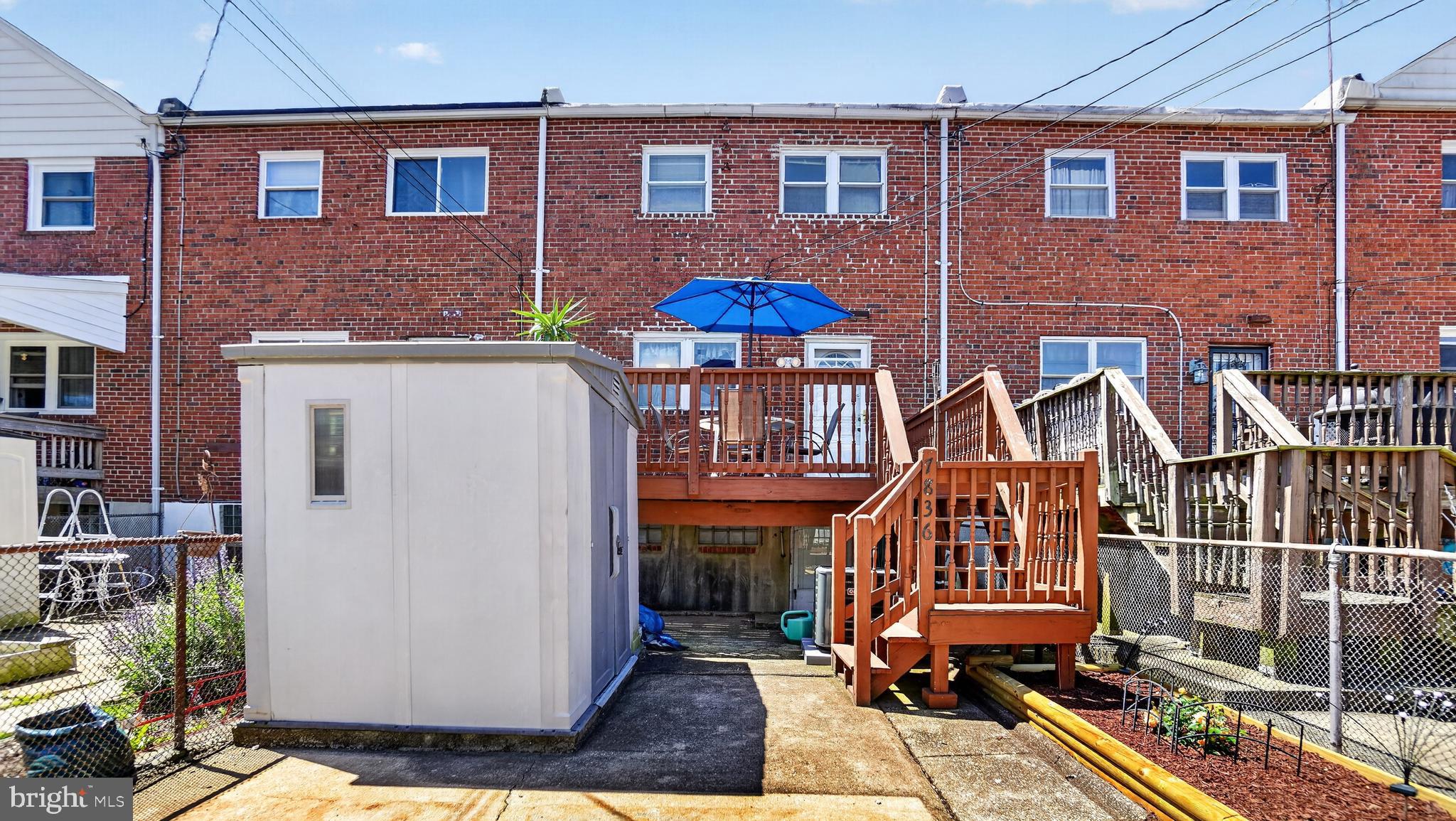 EASTFIELD - Residential