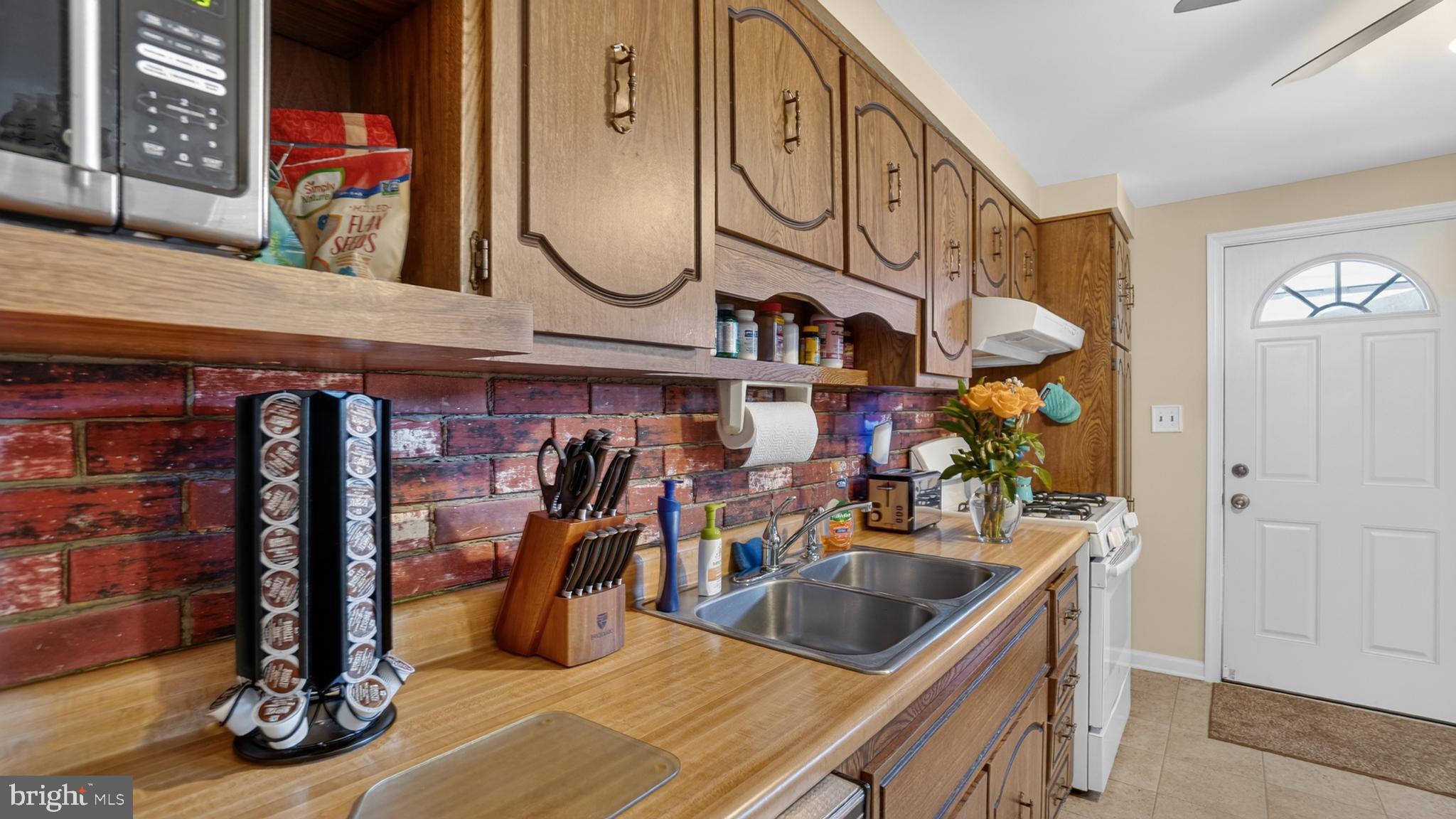 EASTFIELD - Residential