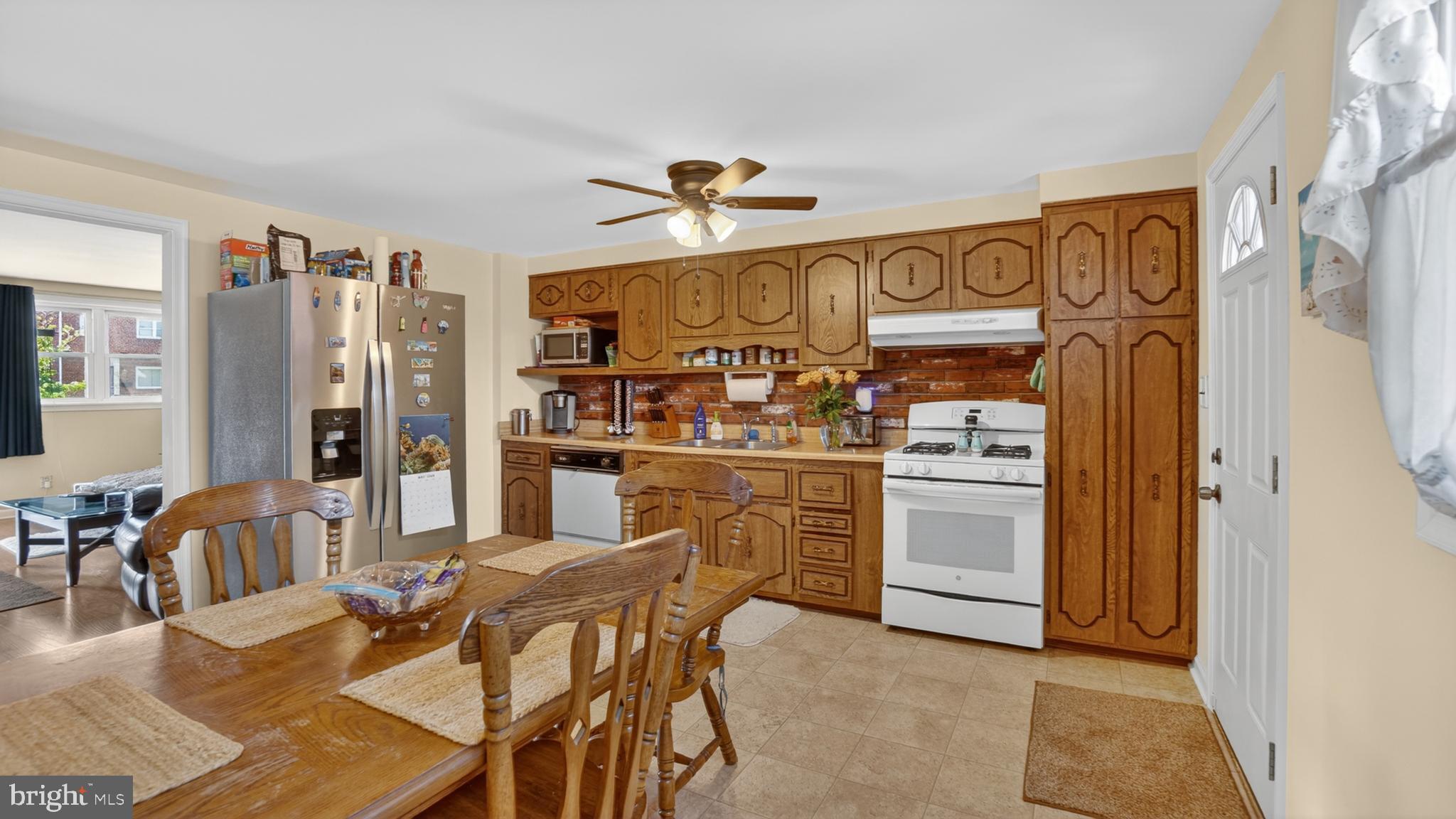 EASTFIELD - Residential