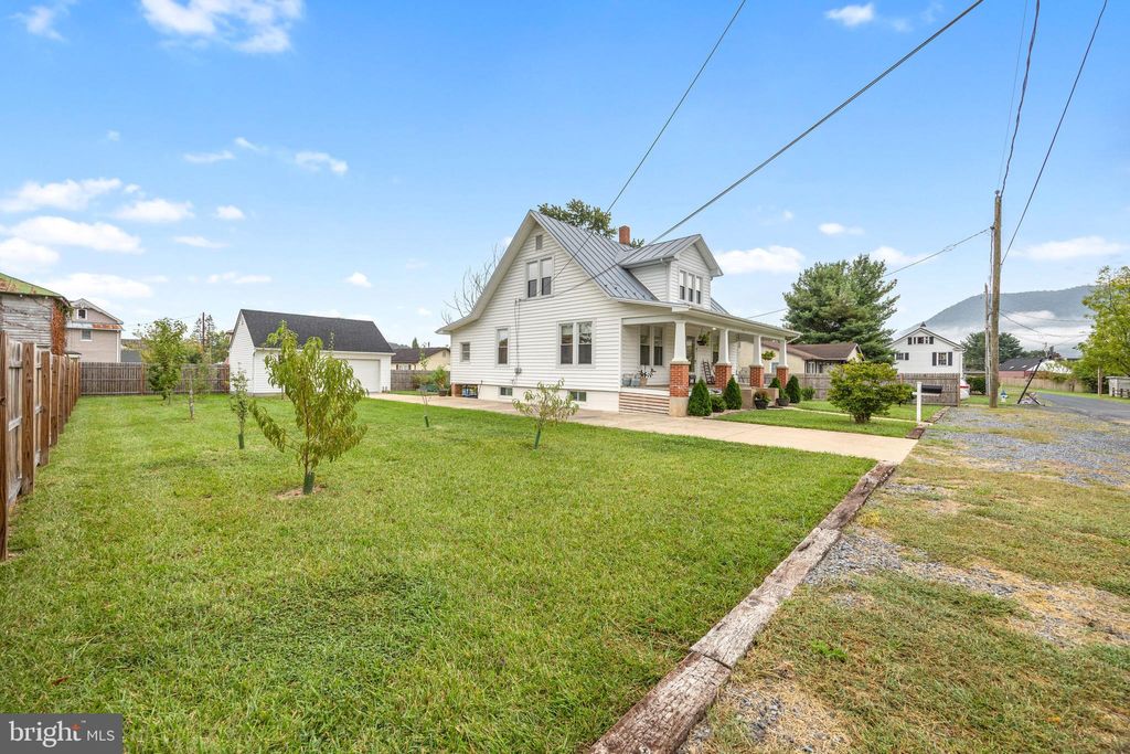 Photo of 453 Zea Street, STRASBURG, VA 22657 (MLS # VASH2012542)