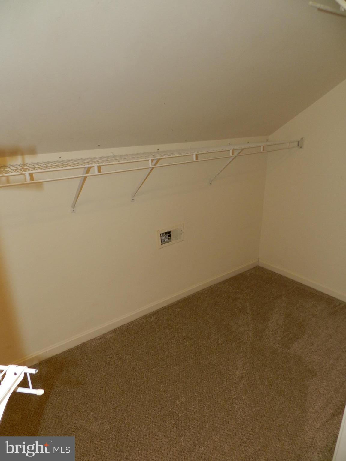 RIDGELEIGH - Residential