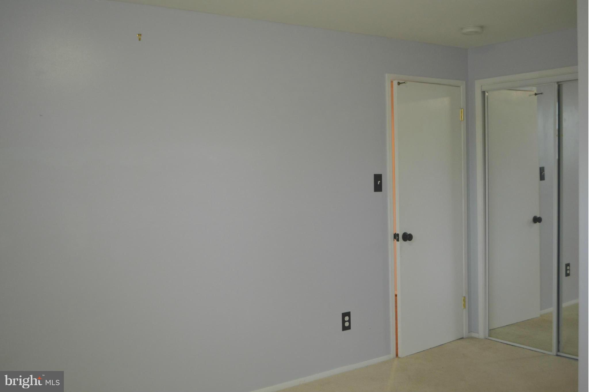 COUNTRY CLUB VIEW - Residential Lease