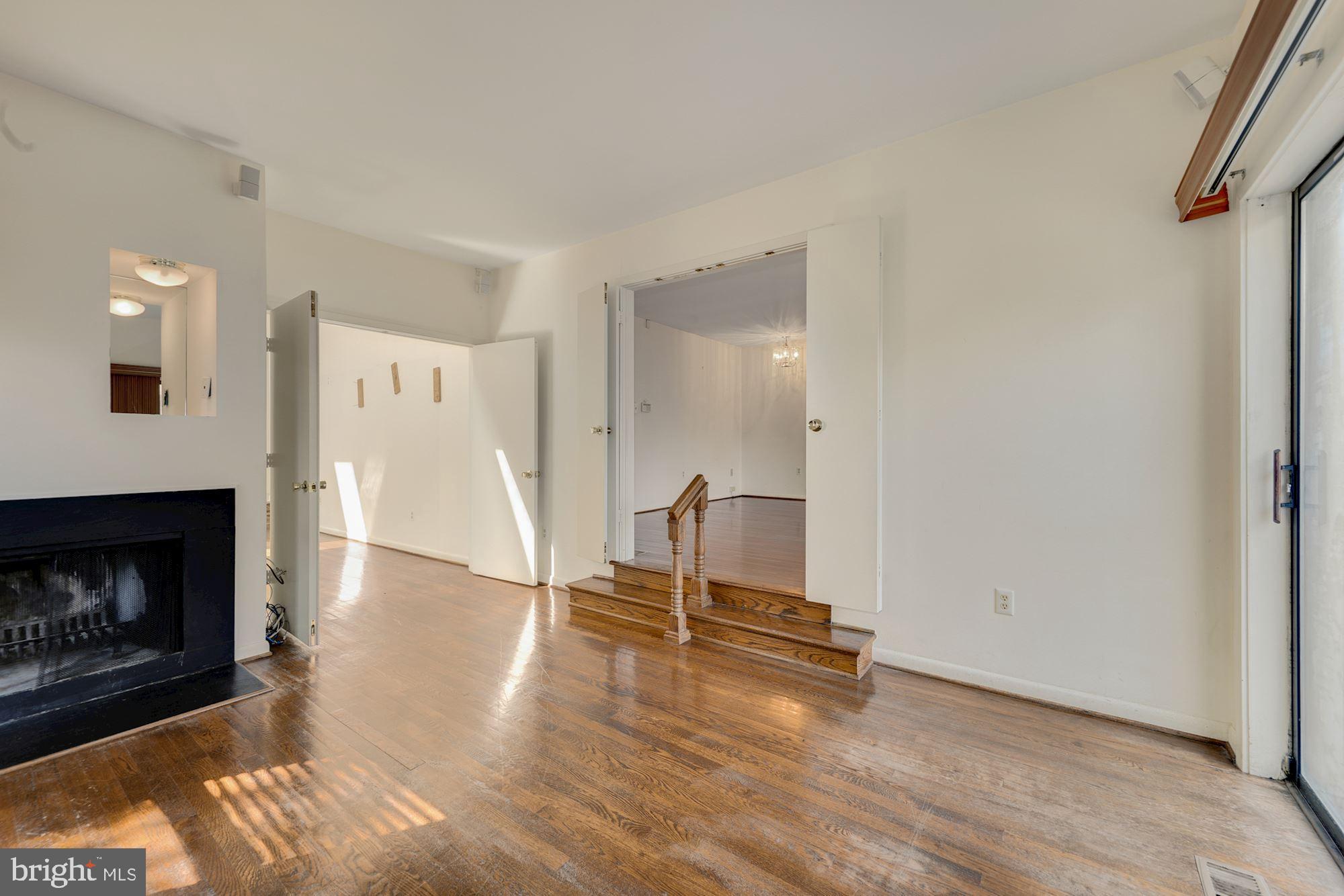 STRATHMORE PLACE - Residential