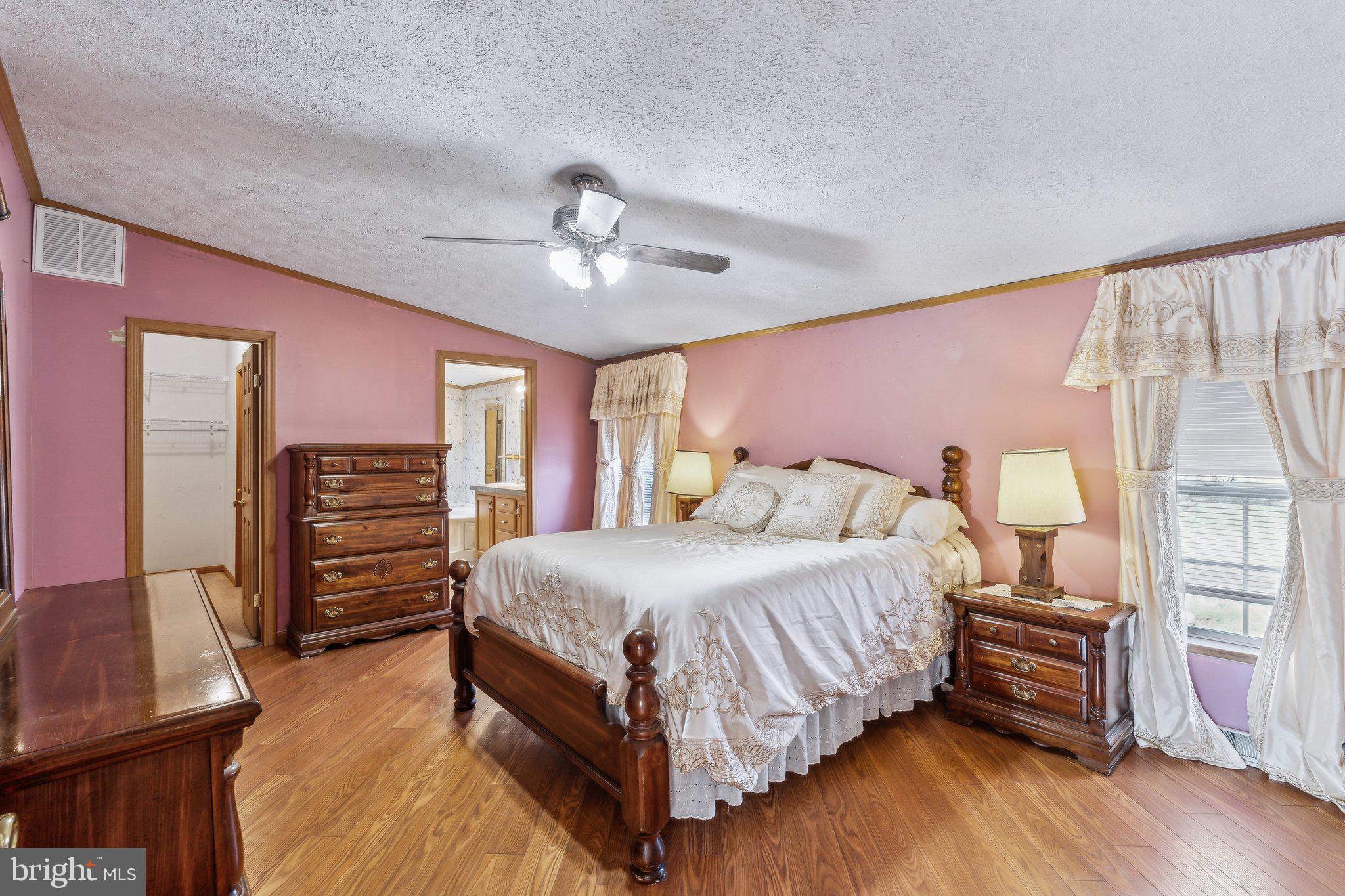 SUMMER HILL - Residential