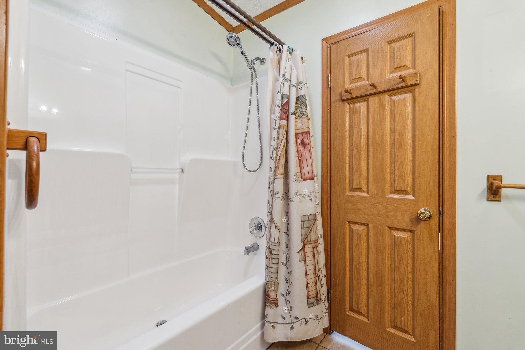 SUMMER HILL - Residential