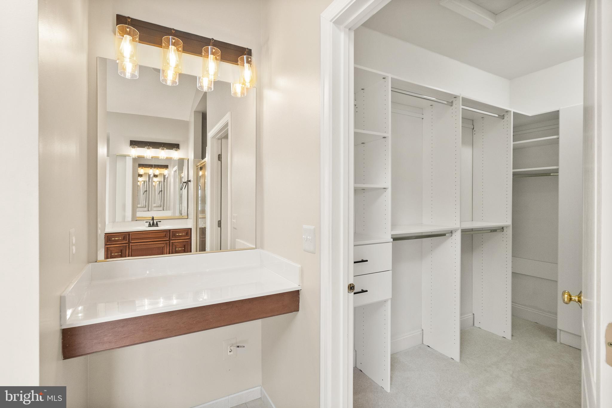 BELMONT LAND BAY - Residential