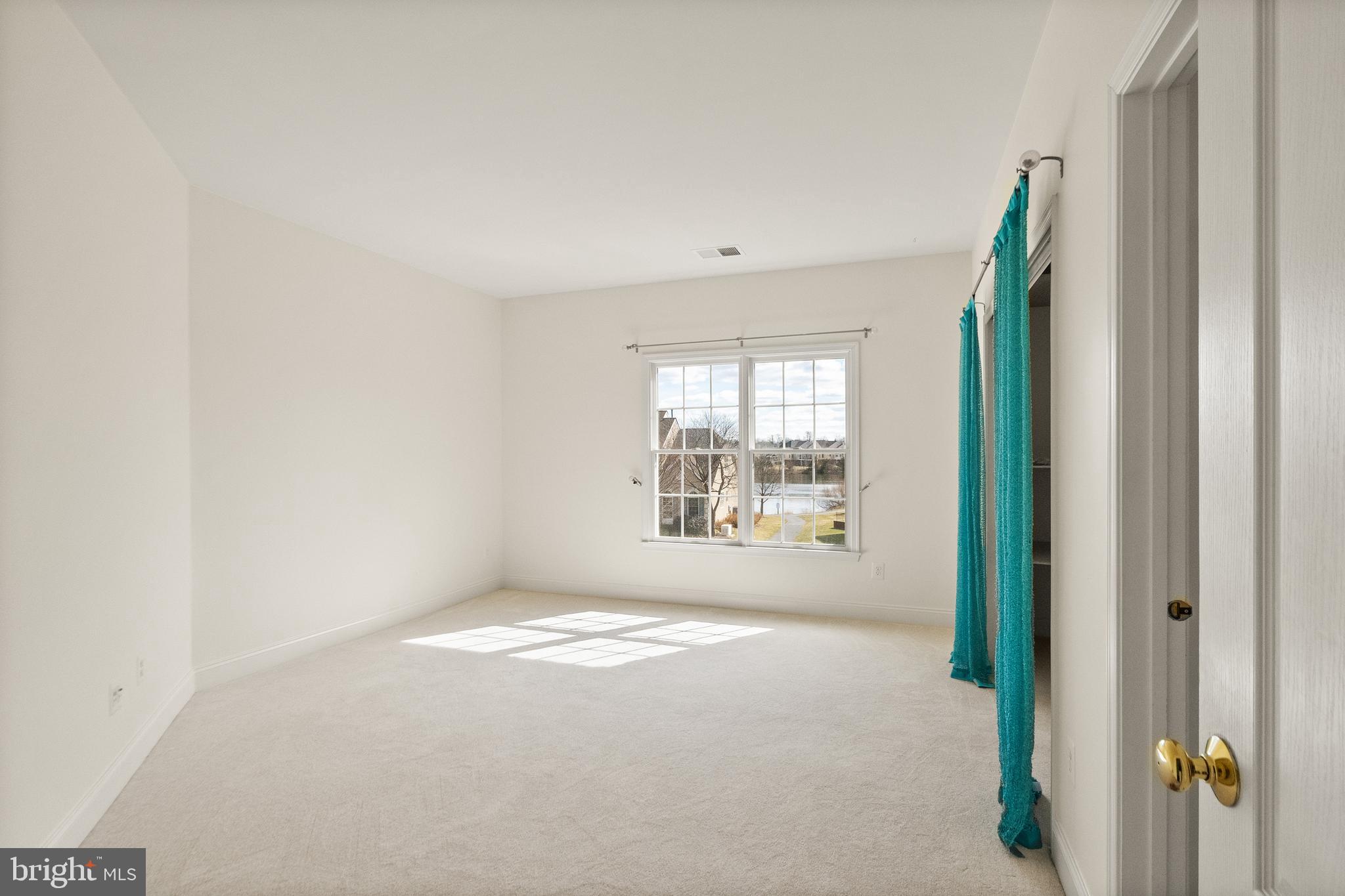 BELMONT LAND BAY - Residential