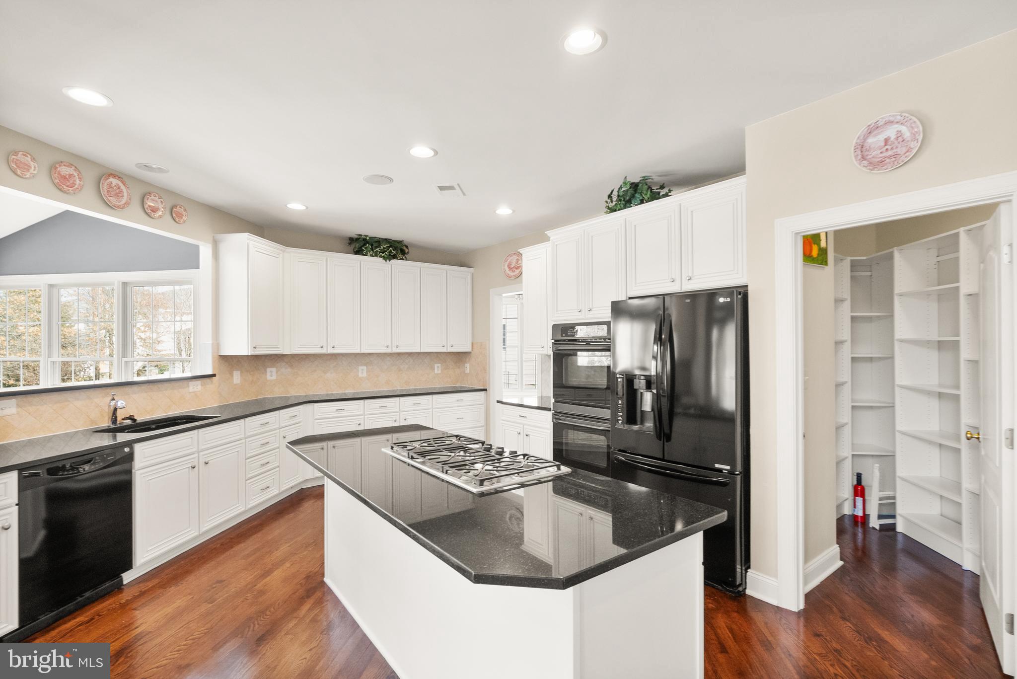 BELMONT LAND BAY - Residential