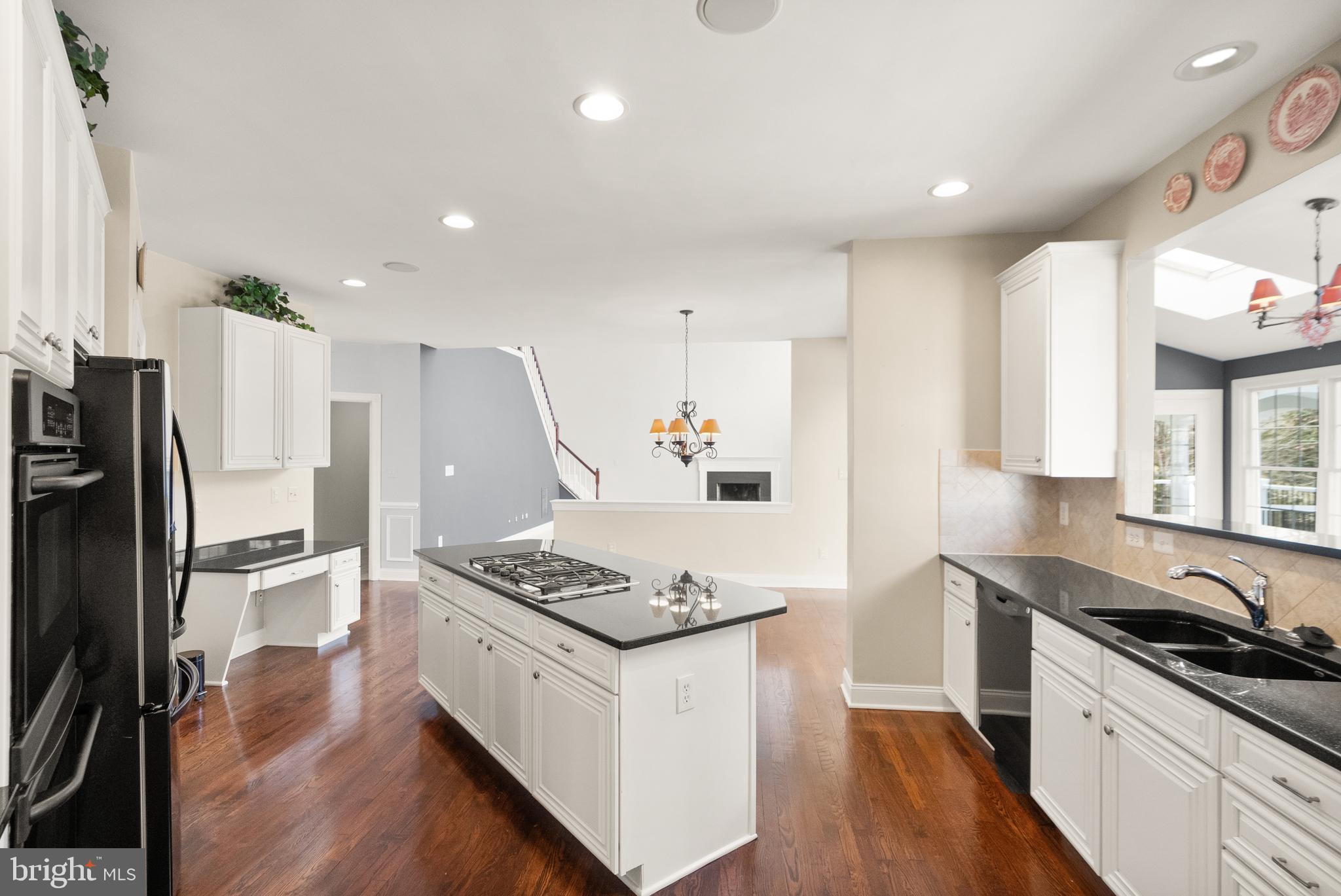 BELMONT LAND BAY - Residential