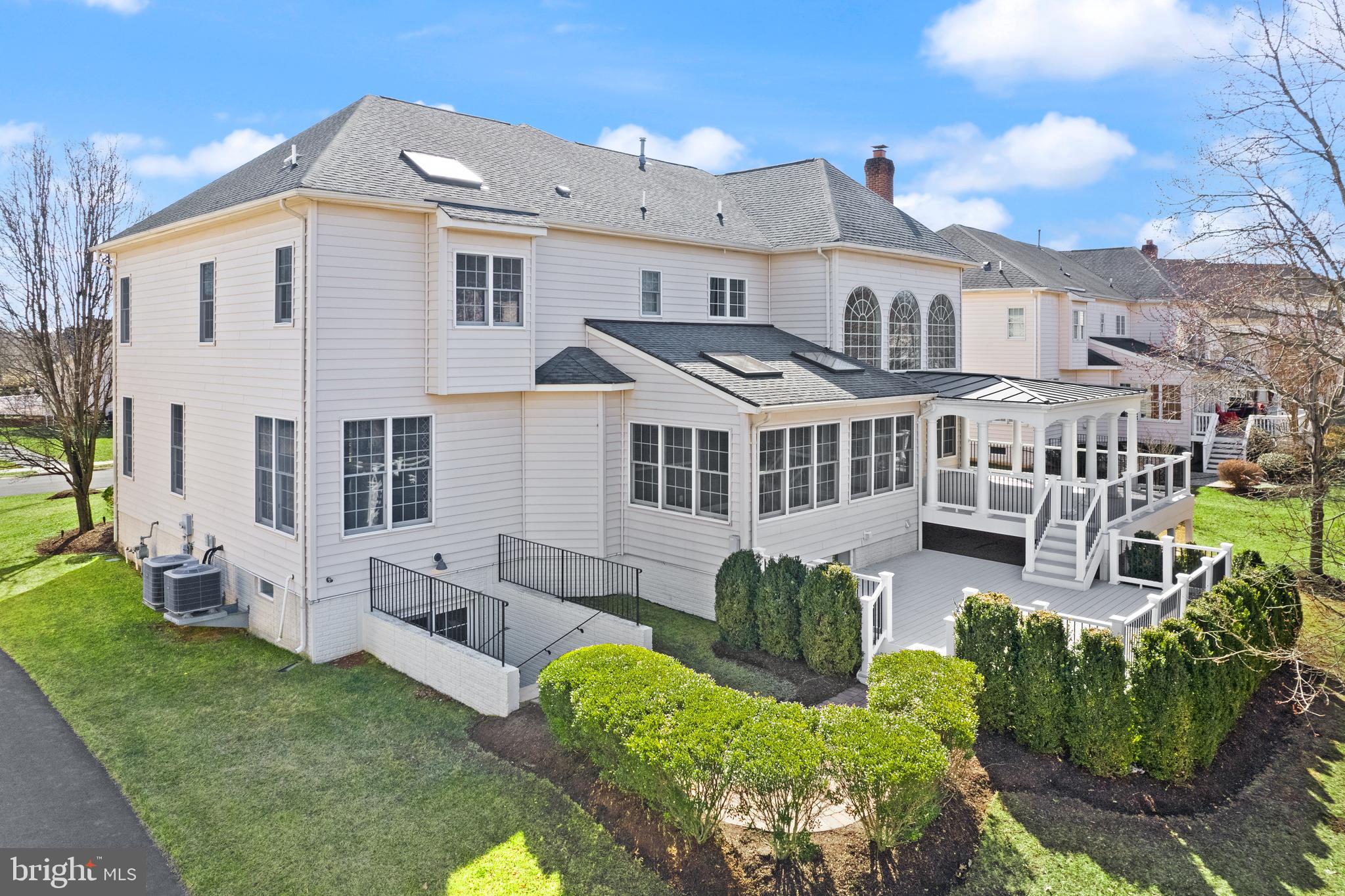 BELMONT LAND BAY - Residential