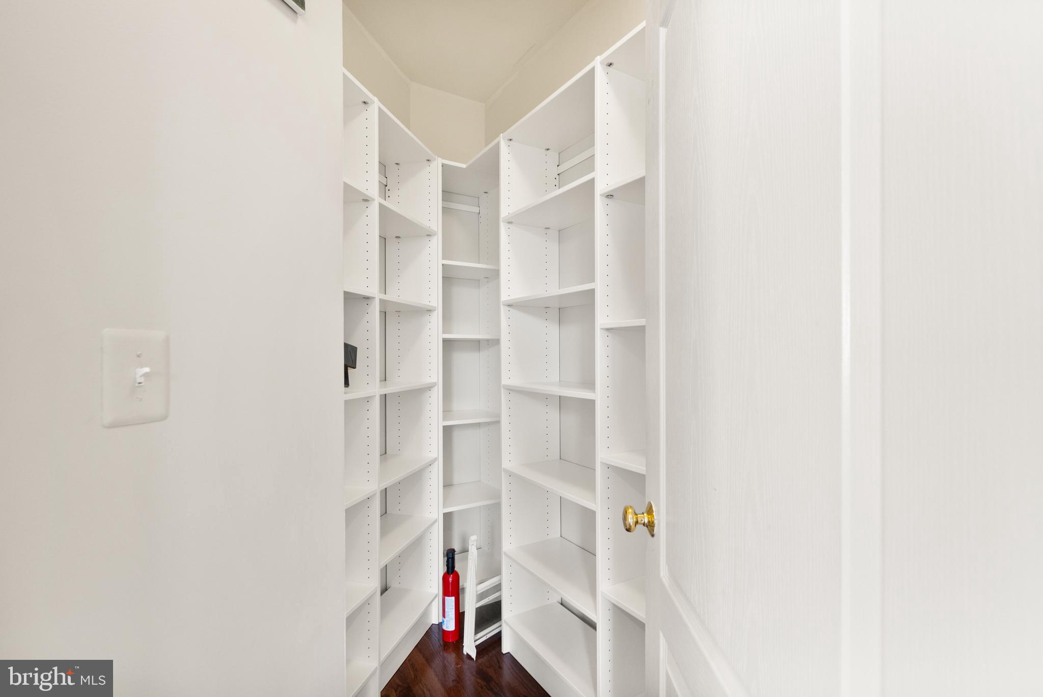 BELMONT LAND BAY - Residential