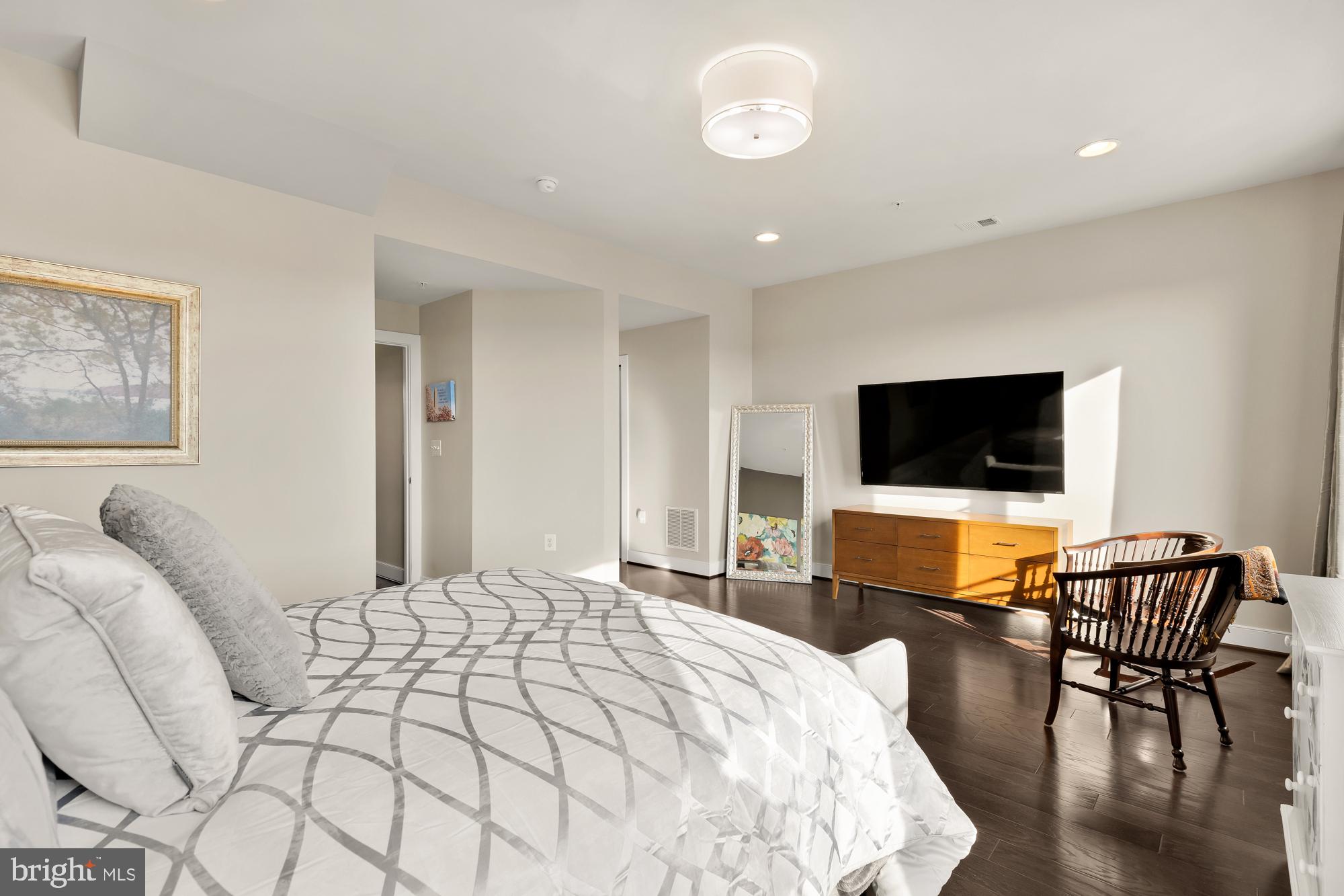 POTOMAC YARD - Residential