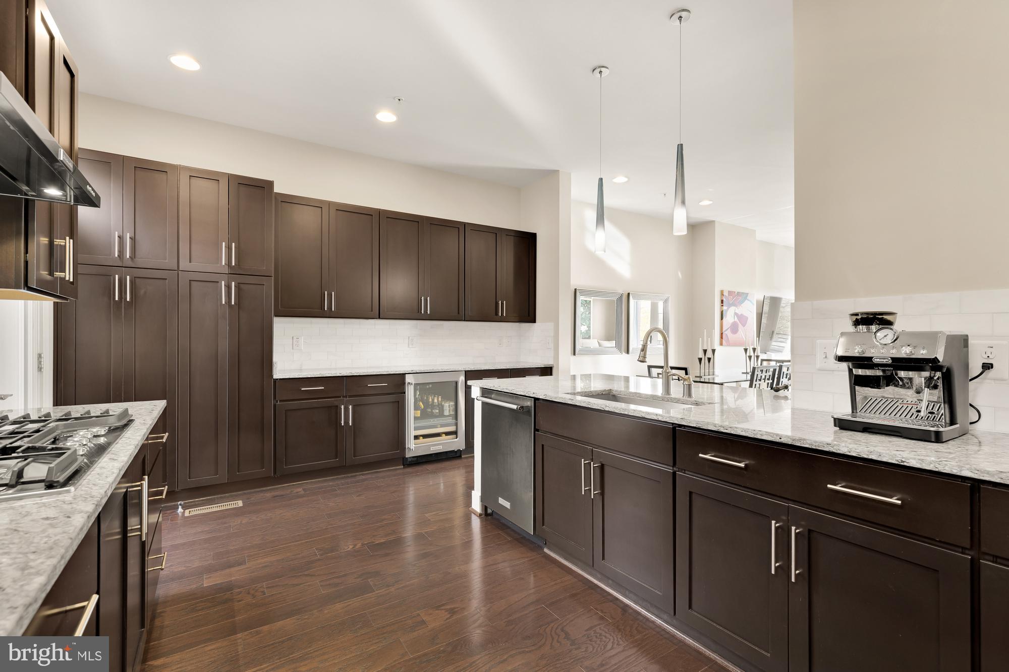 POTOMAC YARD - Residential