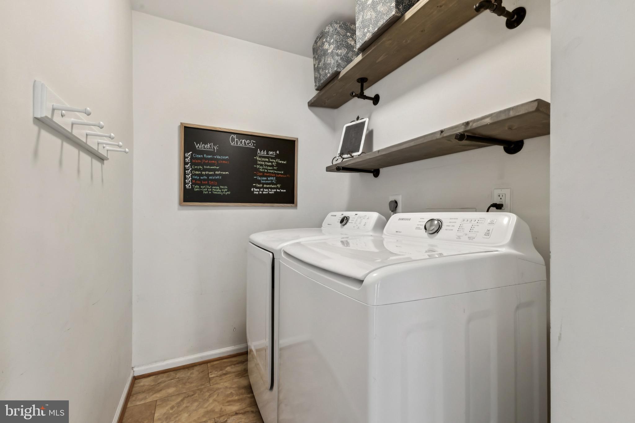 SUMMERWOOD - Residential