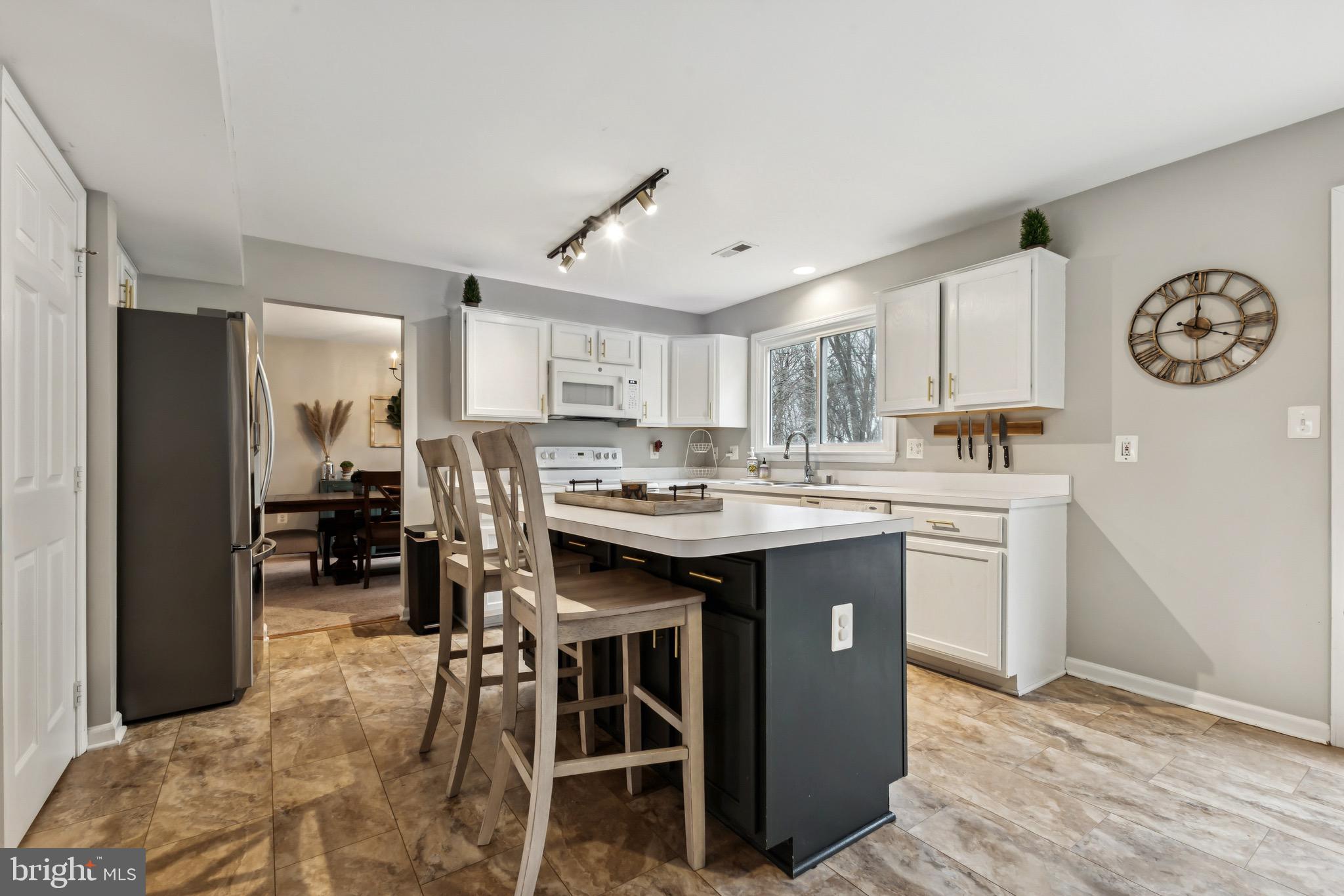 SUMMERWOOD - Residential