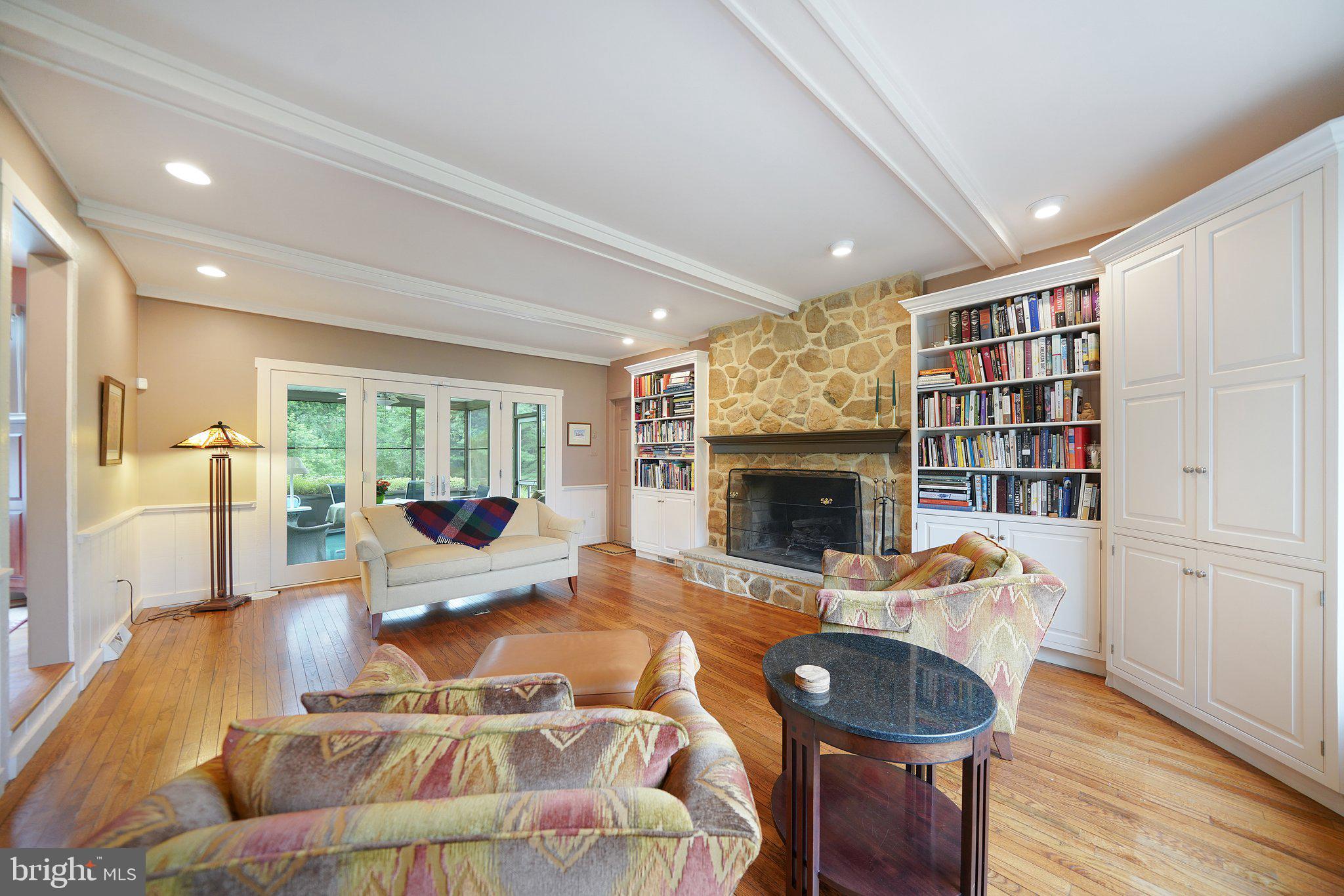 FIRETHORNE ESTATES - Residential