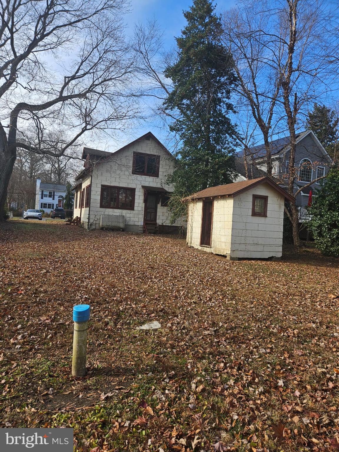 3535 COHASSET AVENUE