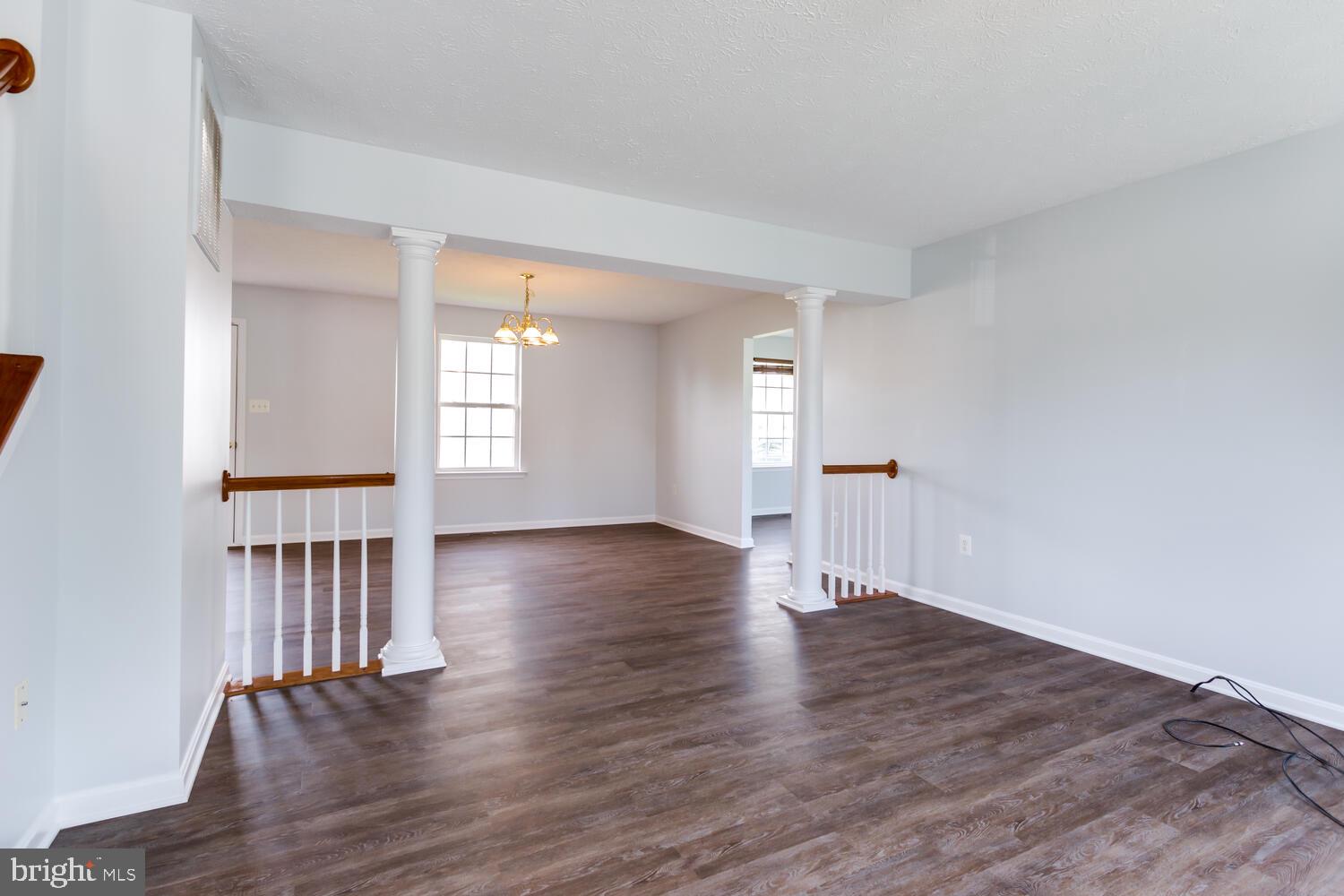 ROLLING MEADOWS SUB - Residential