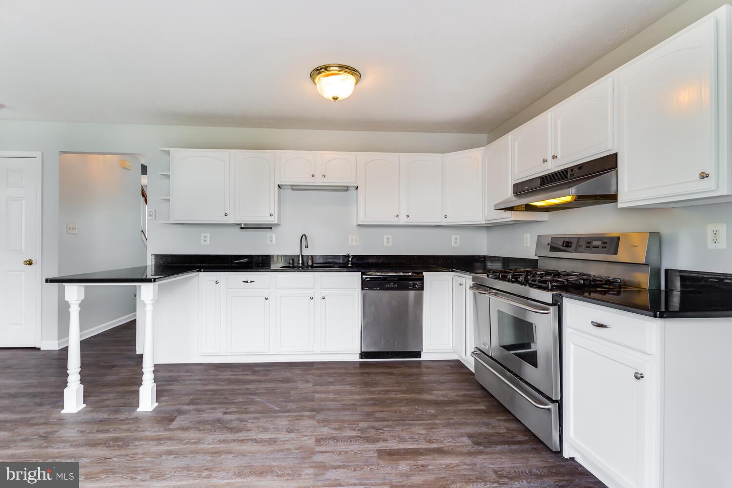 ROLLING MEADOWS SUB - Residential