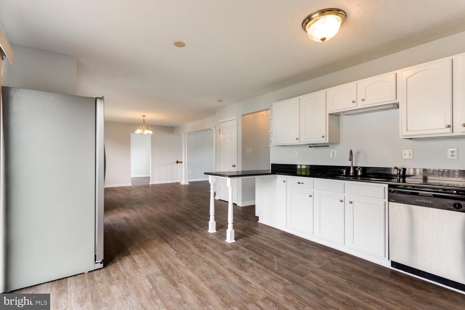 ROLLING MEADOWS SUB - Residential