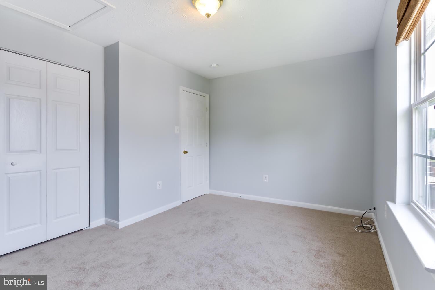 ROLLING MEADOWS SUB - Residential