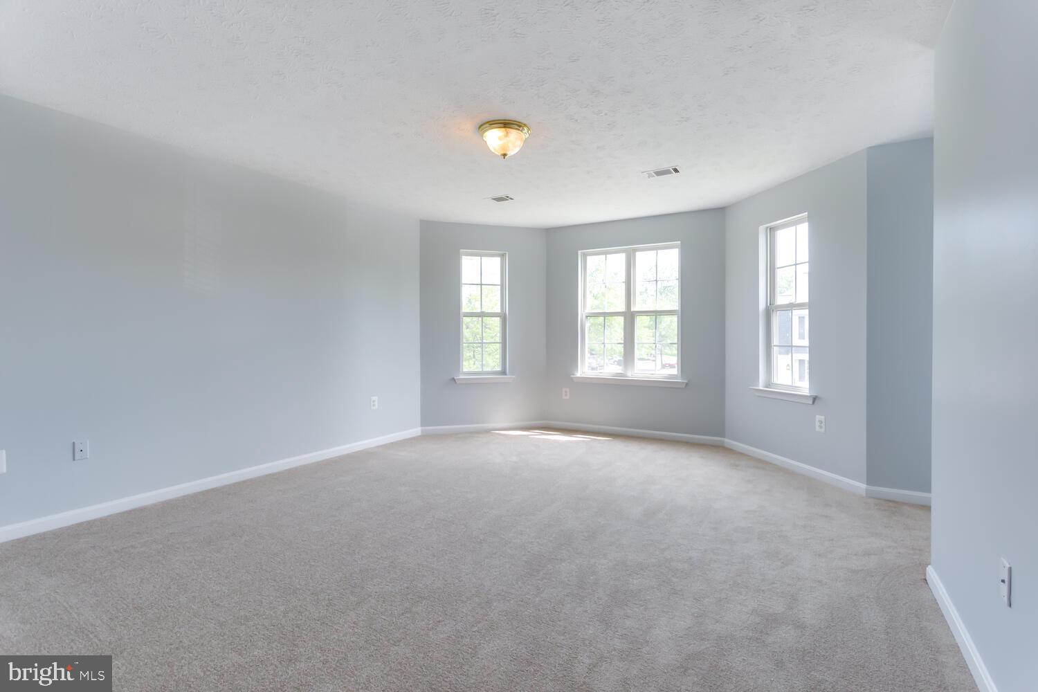 ROLLING MEADOWS SUB - Residential