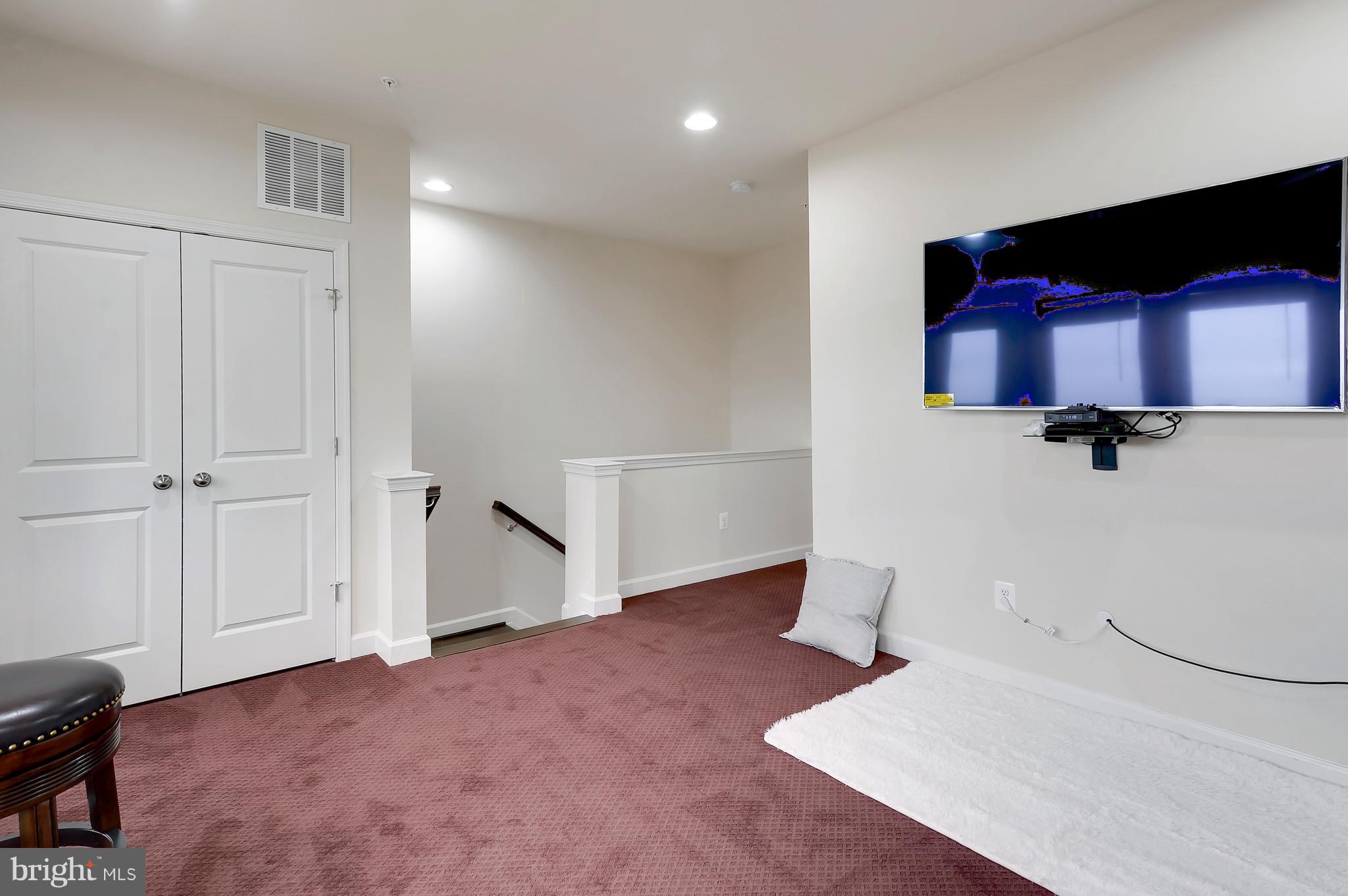 POTOMAC OVERLOOK AT NATIONAL HARBOR - Residential