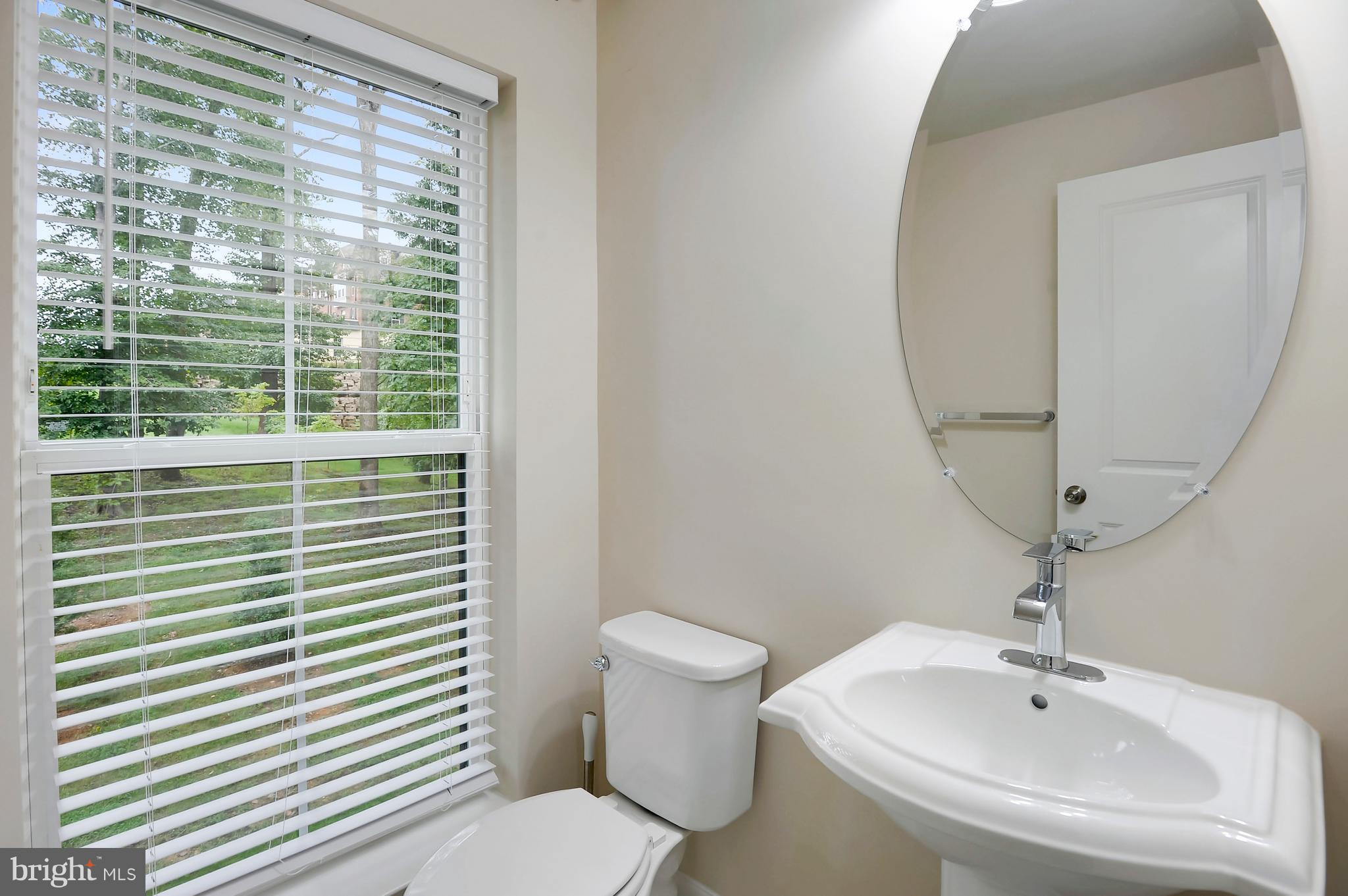 POTOMAC OVERLOOK AT NATIONAL HARBOR - Residential