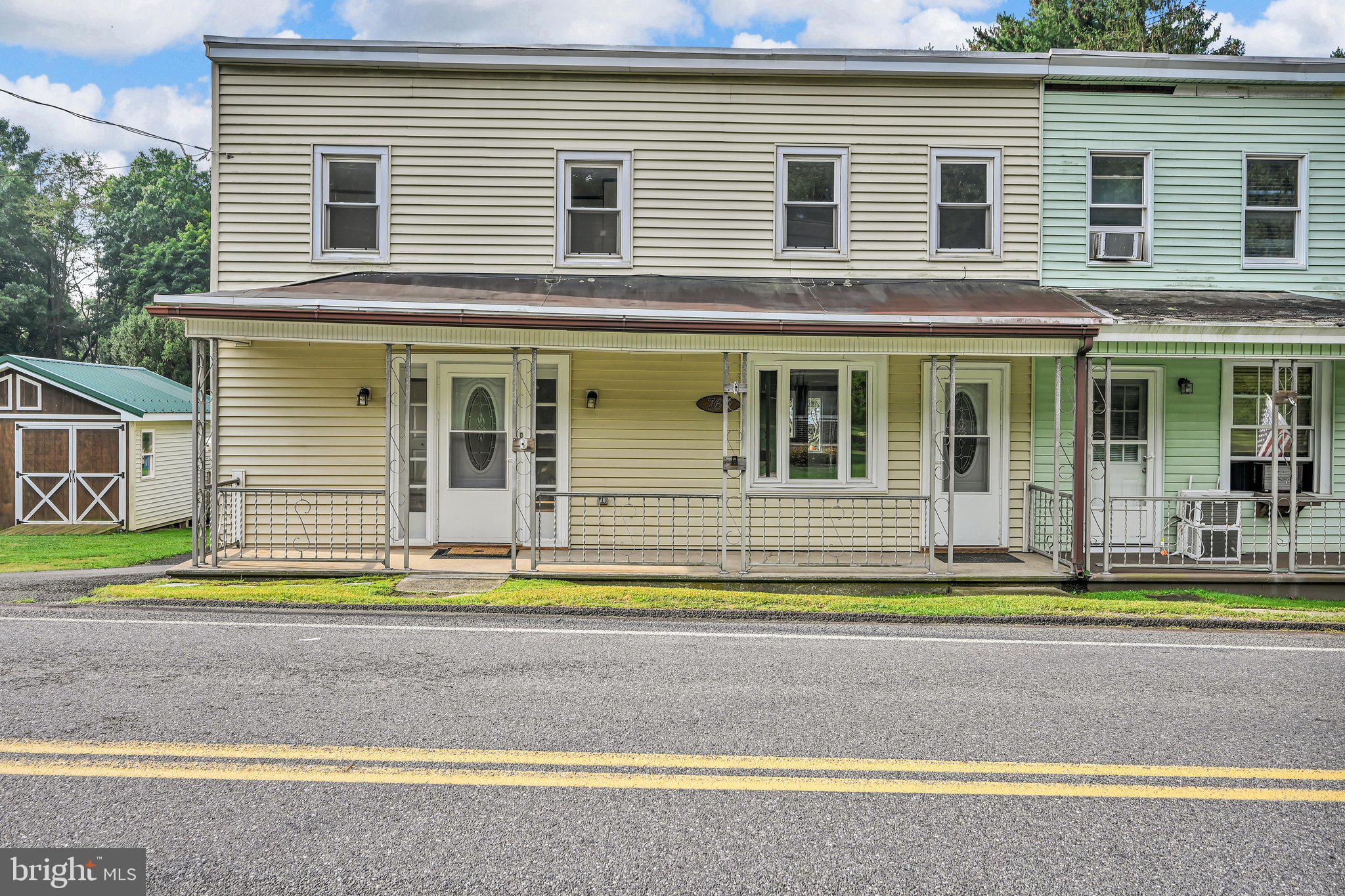 760 FOREST LANE