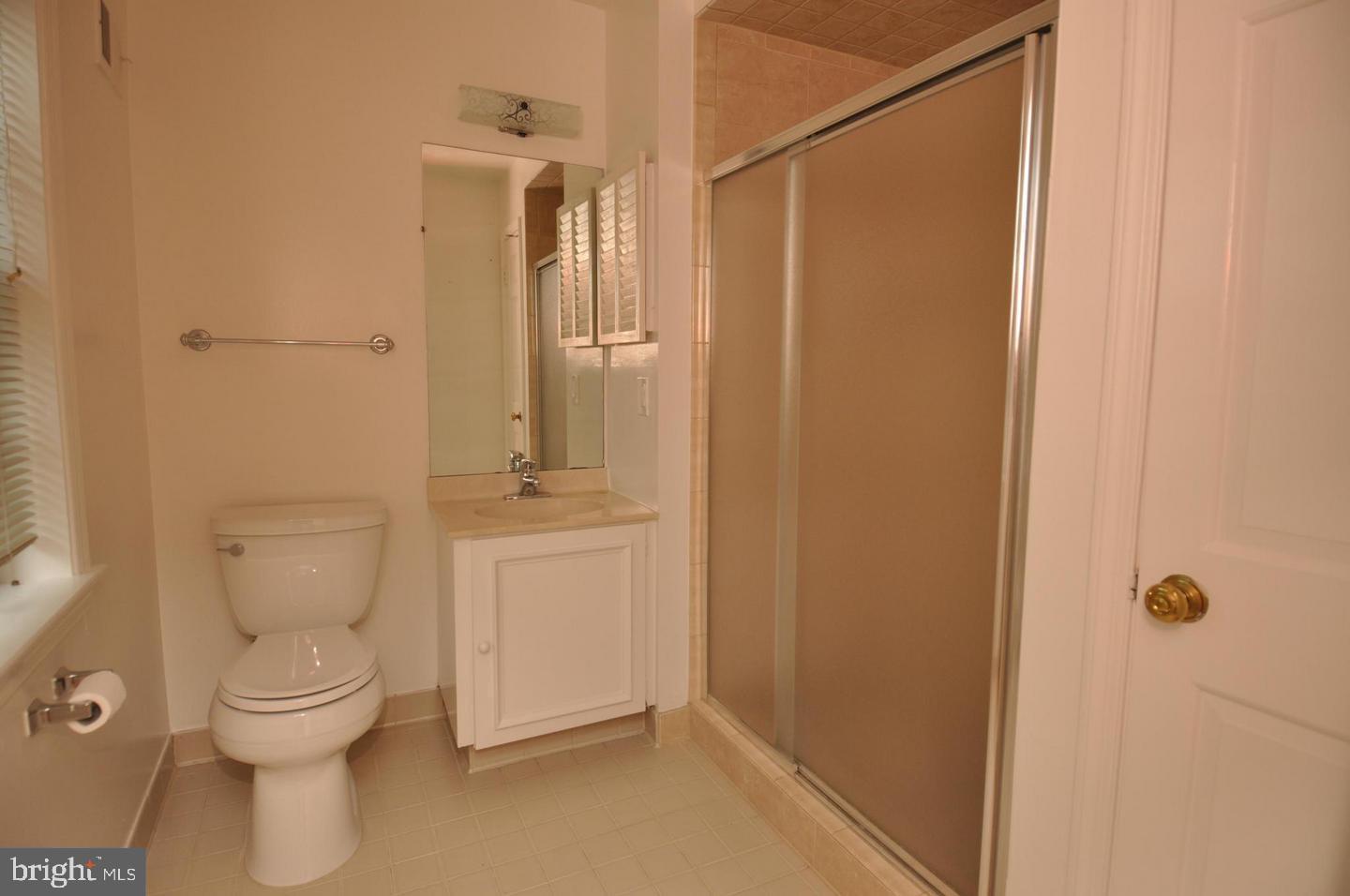 WESTBARD MEWS - Residential Lease