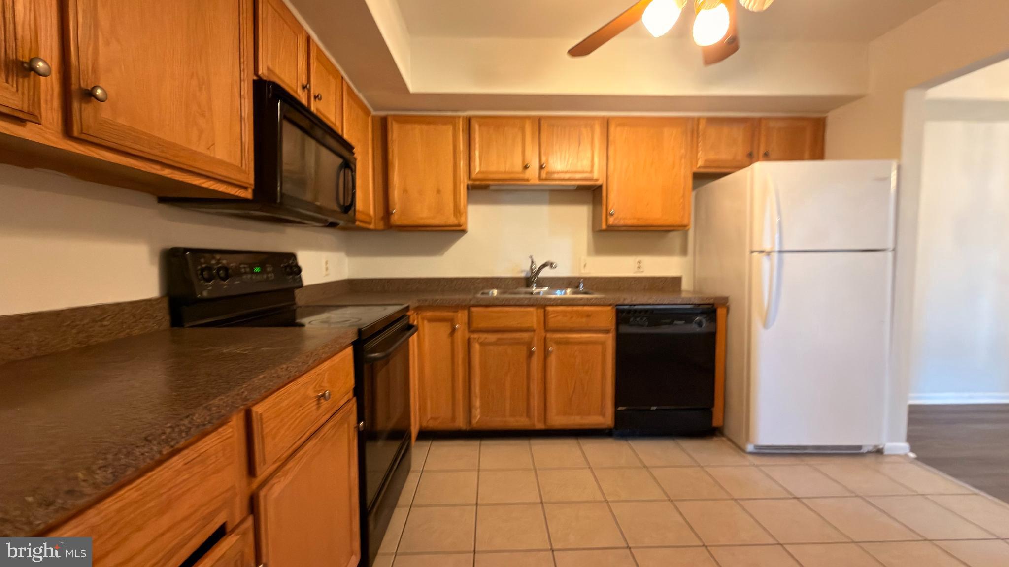 VALLEY STREAM - Residential