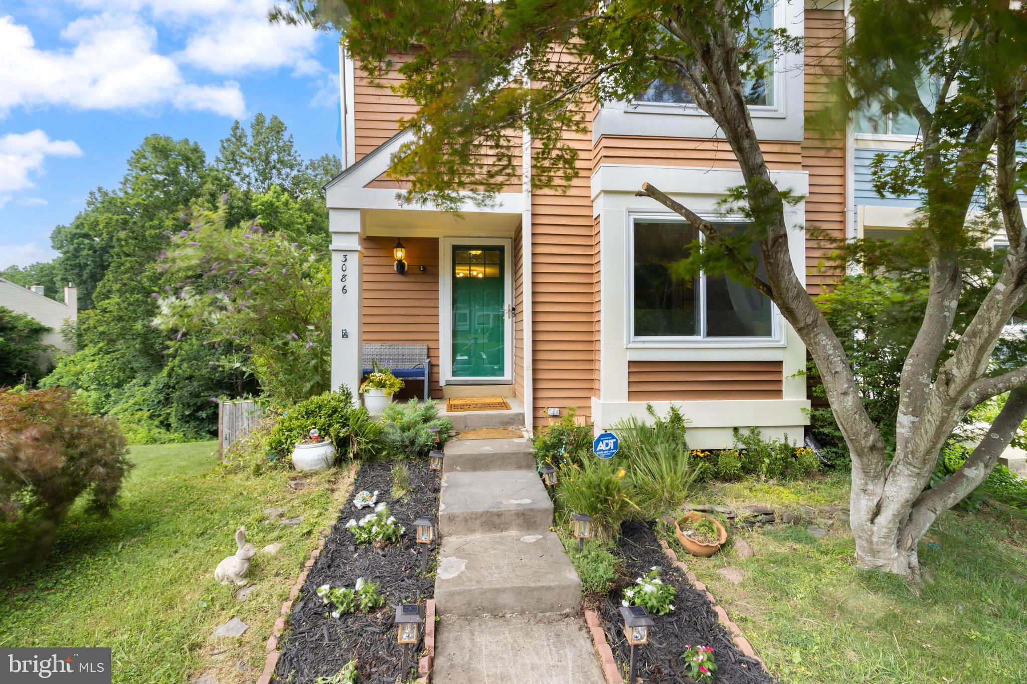 3086 BRIDGETON COURT